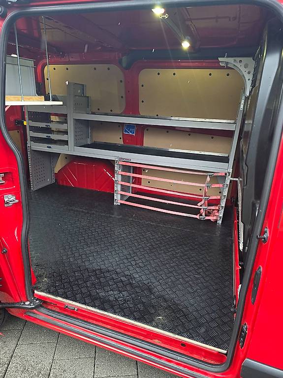 FORD TRANSIT CUSTOM-image-2