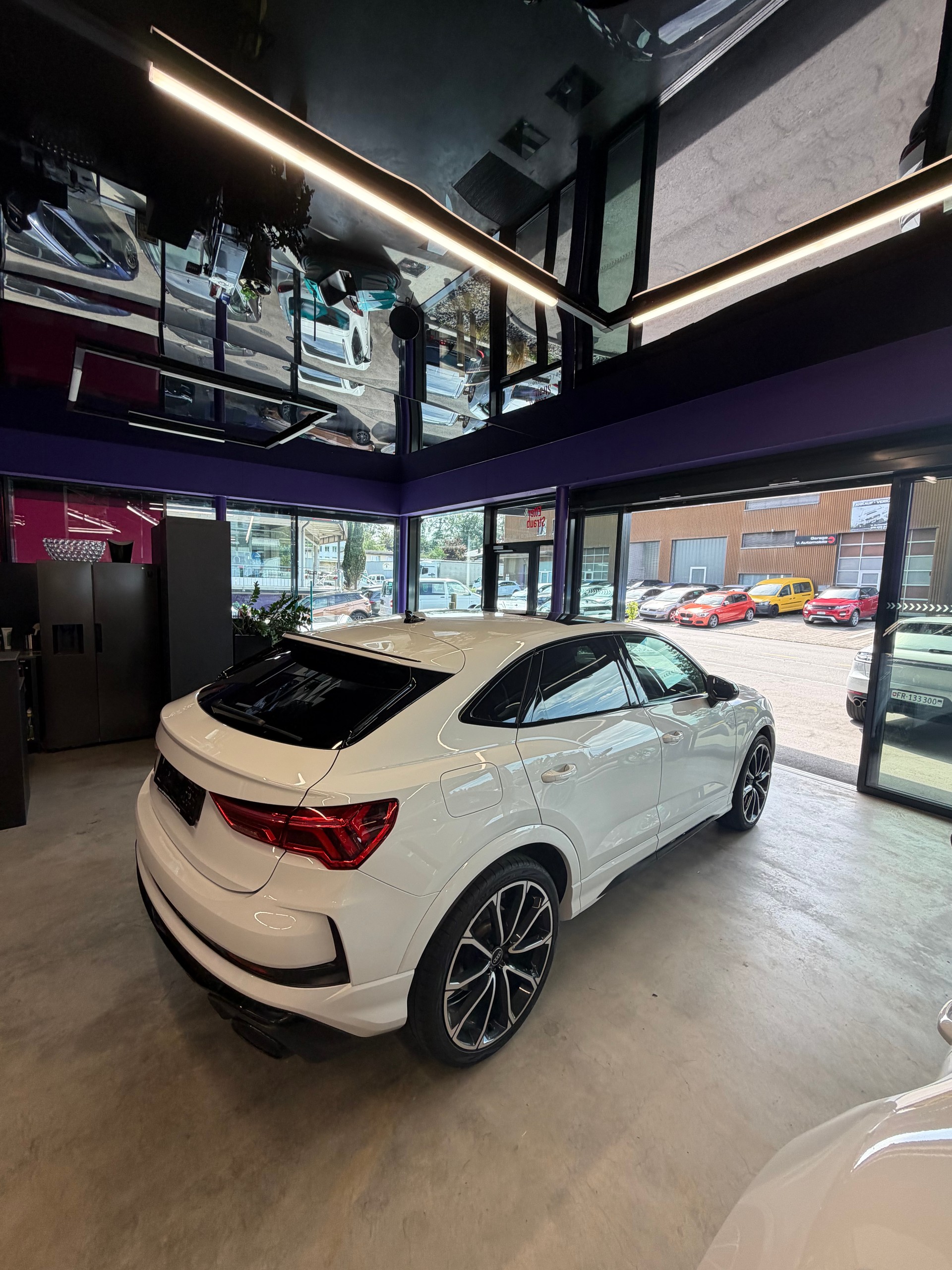 AUDI RS Q3 Sportback quattro S tronic-image-11