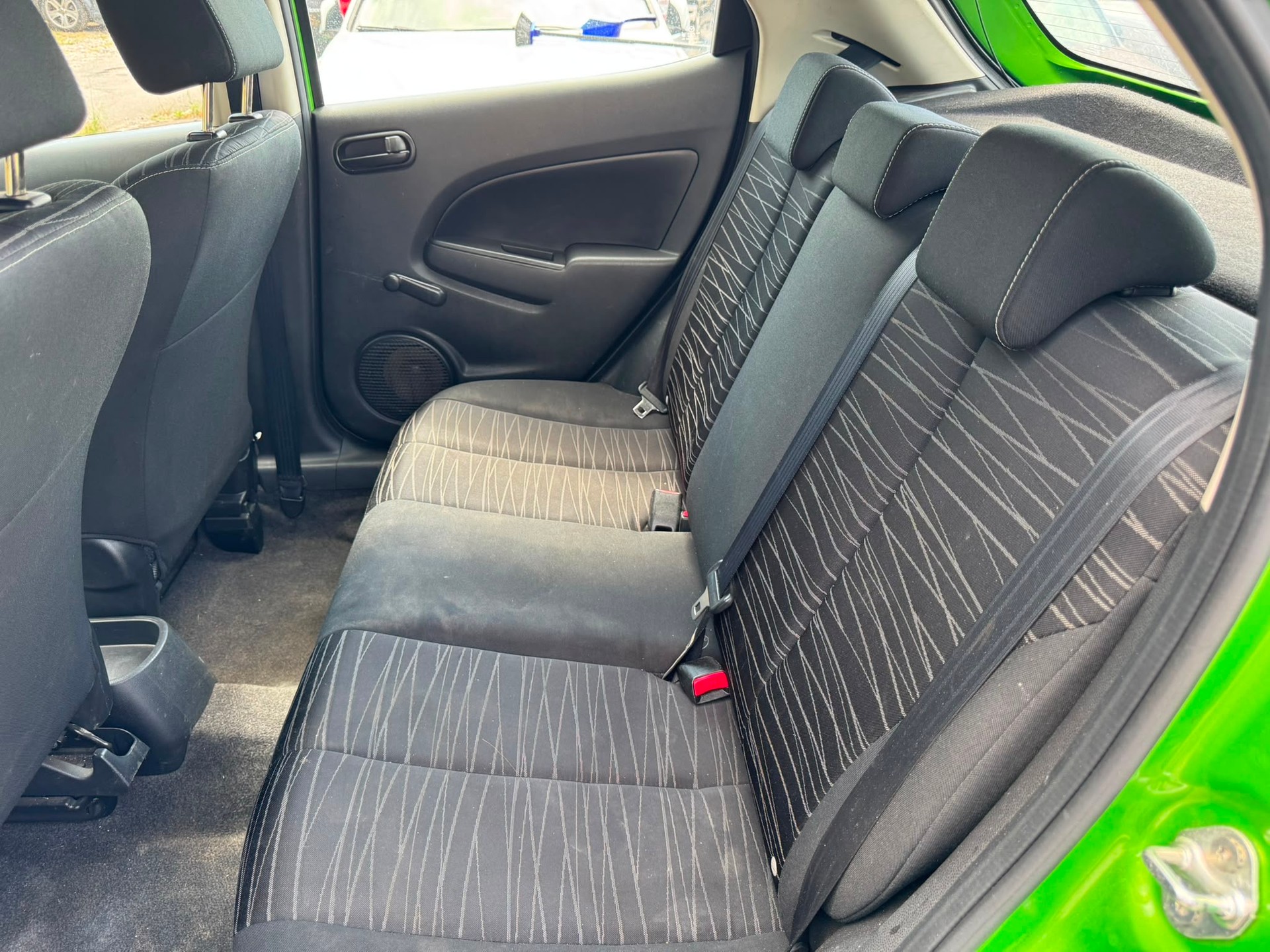 MAZDA 2 1.3i 16V Exclusive-image-11