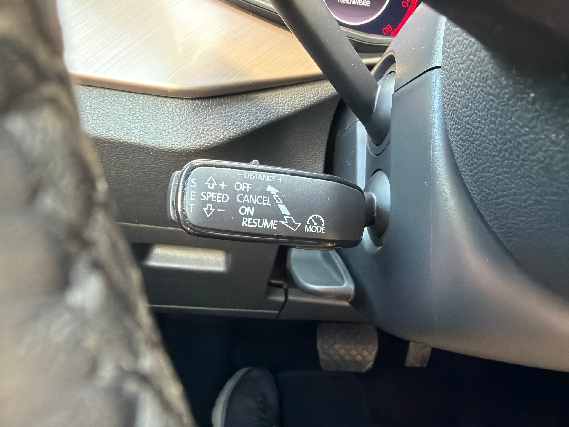 SKODA Kamiq 1.0 TSI Style DSG-image-16