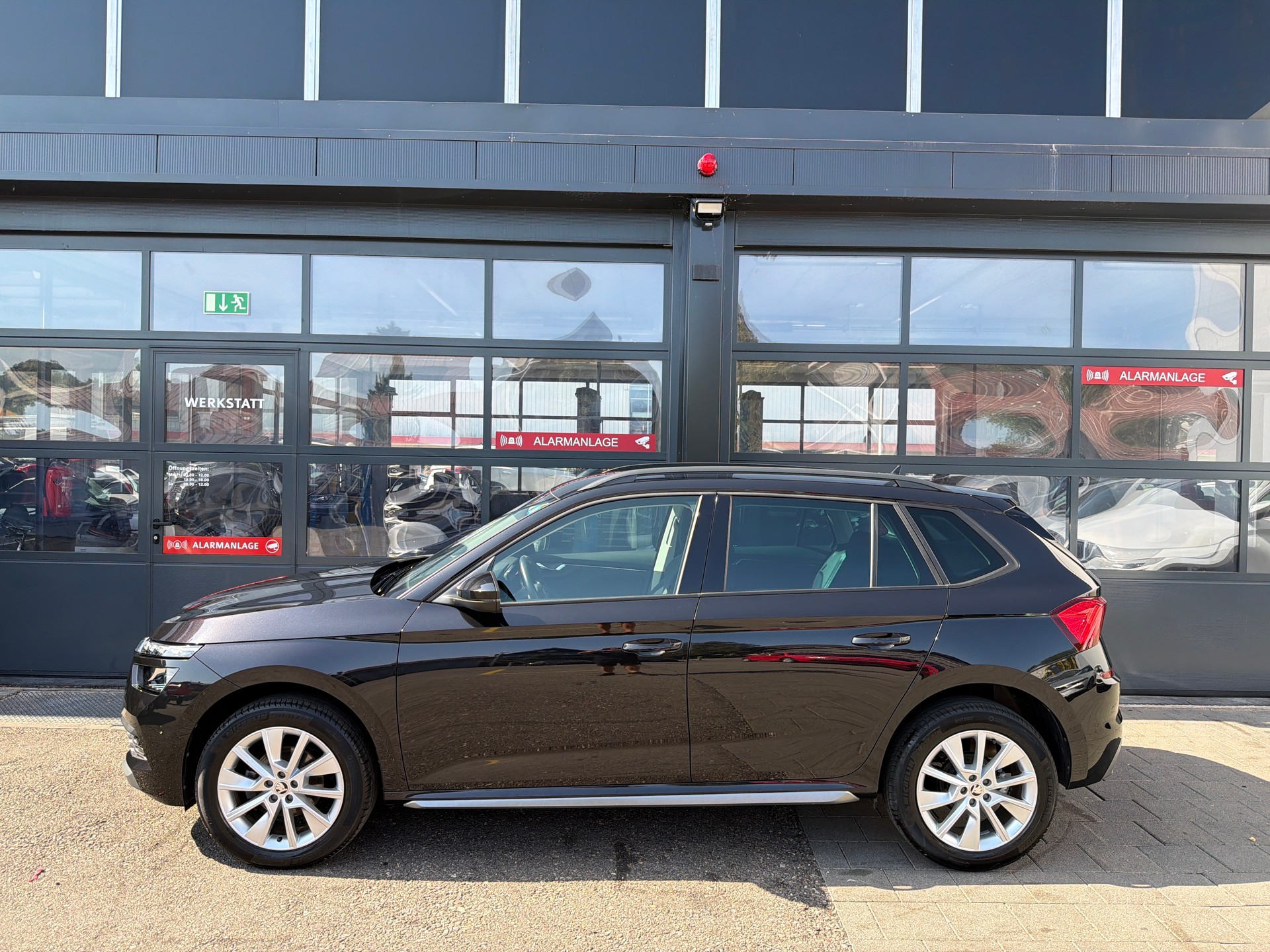 SKODA Kamiq 1.0 TSI Style DSG-image-2