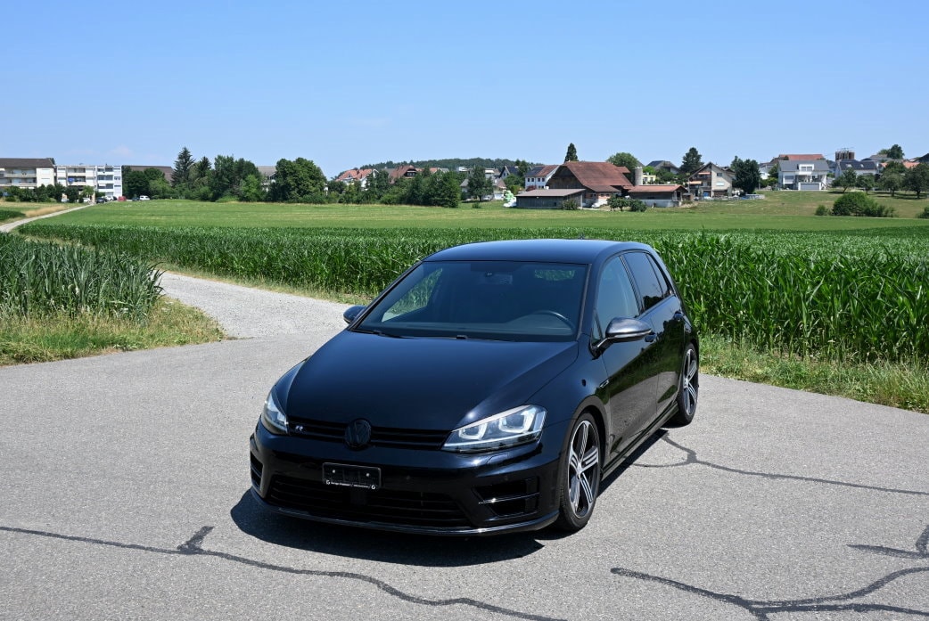 VW Golf 2.0 TSI R 4Motion DSG-image-0