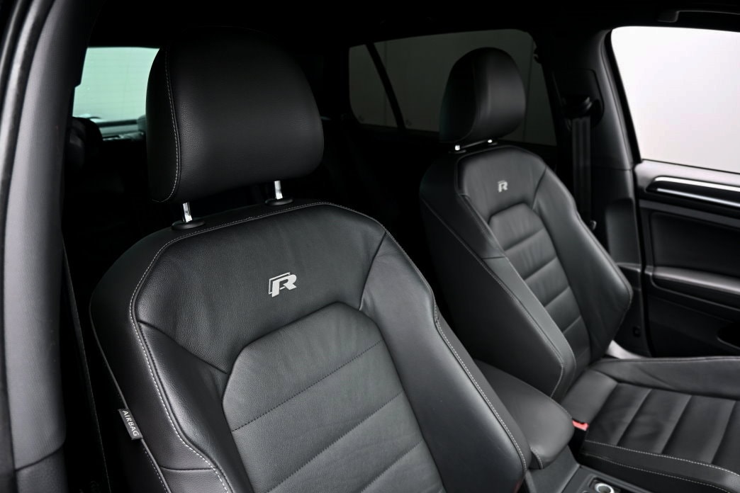 VW Golf 2.0 TSI R 4Motion DSG-image-5