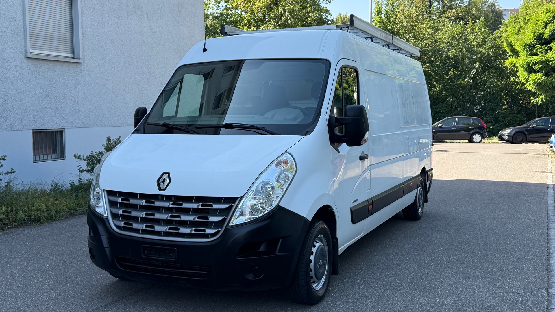 RENAULT Master T35 2.3dCi L3H2-image-2