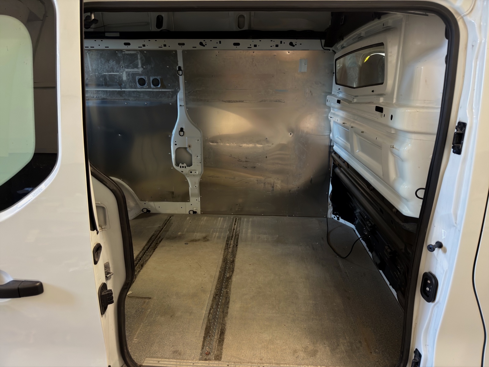 RENAULT Trafic 2.0 Blue dCi 150 Advance L2H2 EN-image-9