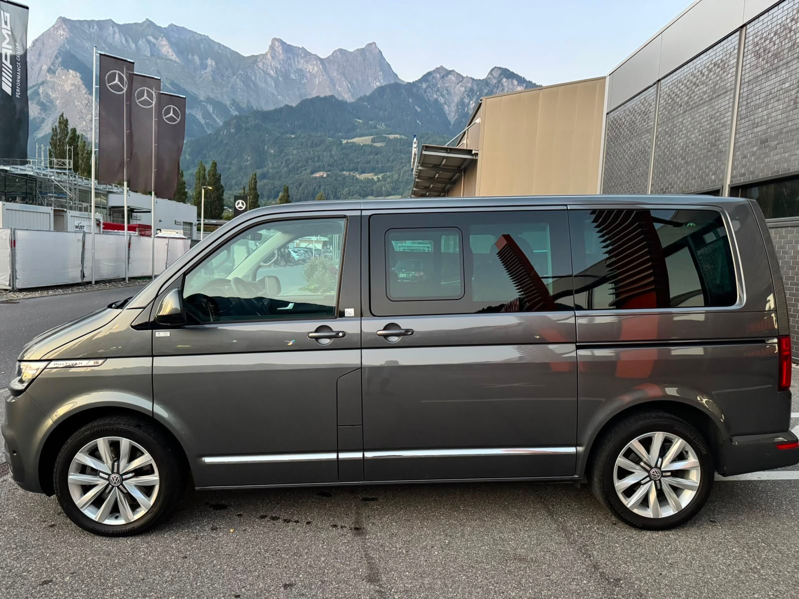 VW T6.1 Multivan 2.0 Bi-TDI Highline 4Motion DSG-image-7