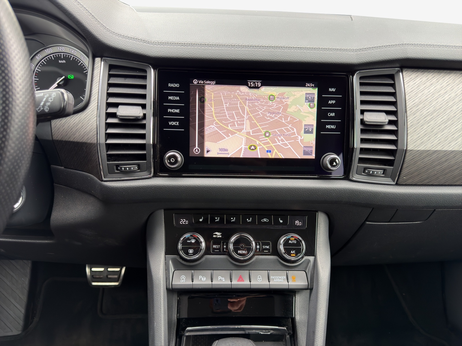 SKODA Kodiaq 2.0 TDI CR Style 4x4 DSG-image-10