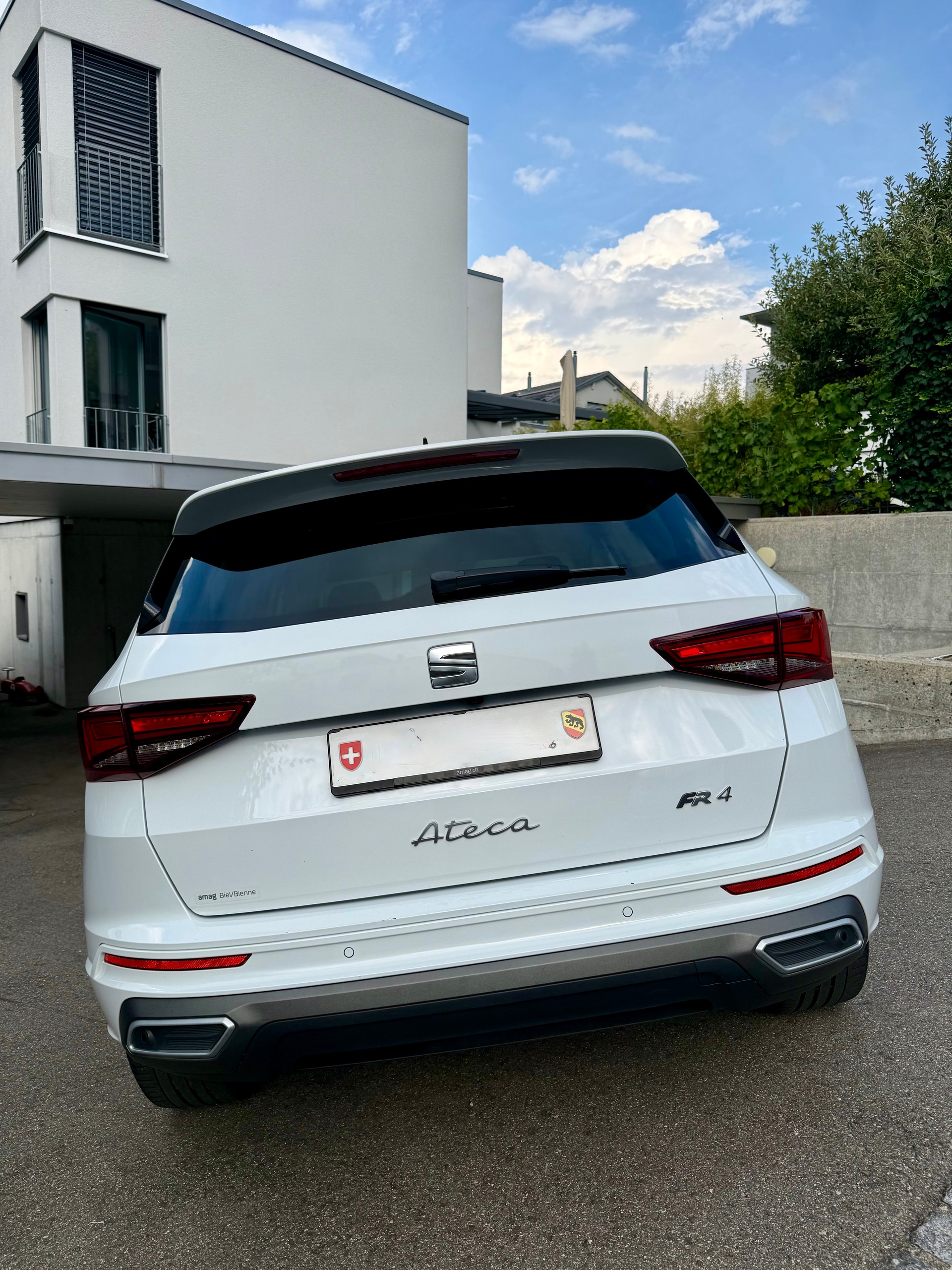 SEAT 2.0 TSI Hola FR 4Drive DSG-image-5