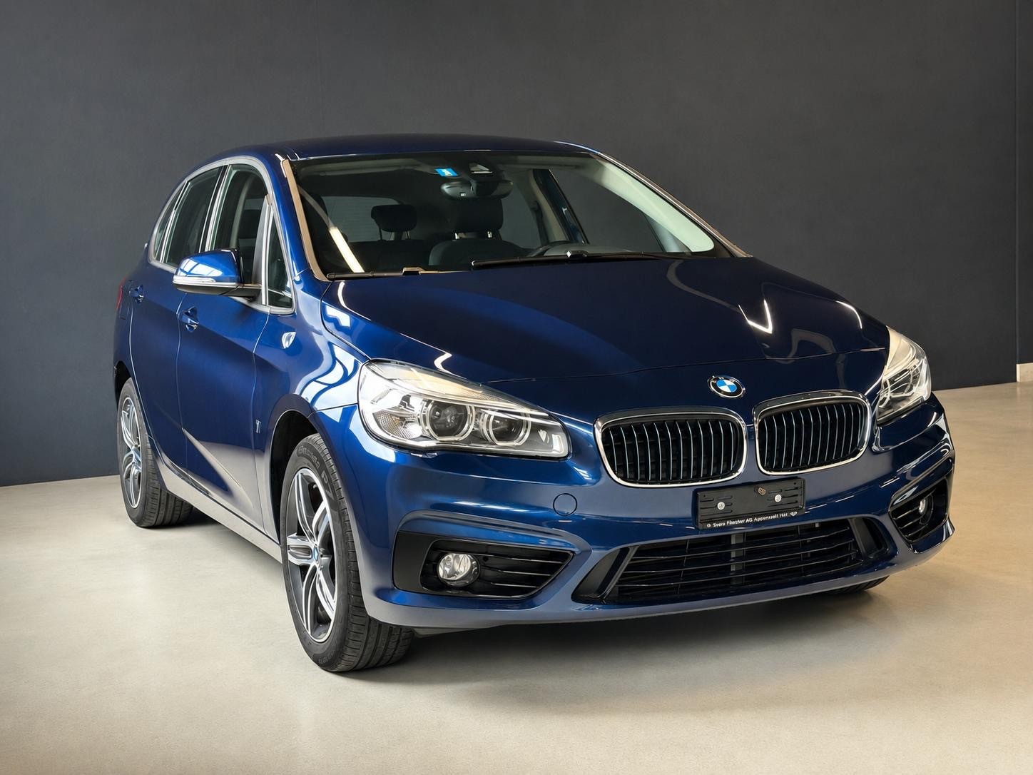 BMW 225xe iPerformance Active Tourer Steptronic-image-8