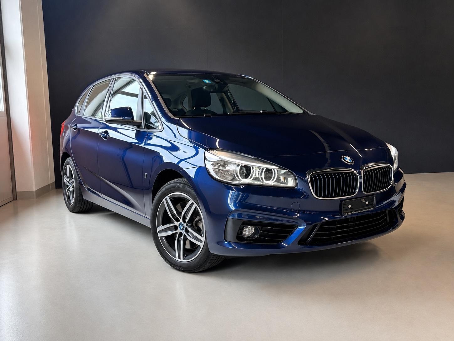 BMW 225xe iPerformance Active Tourer Steptronic-image-3