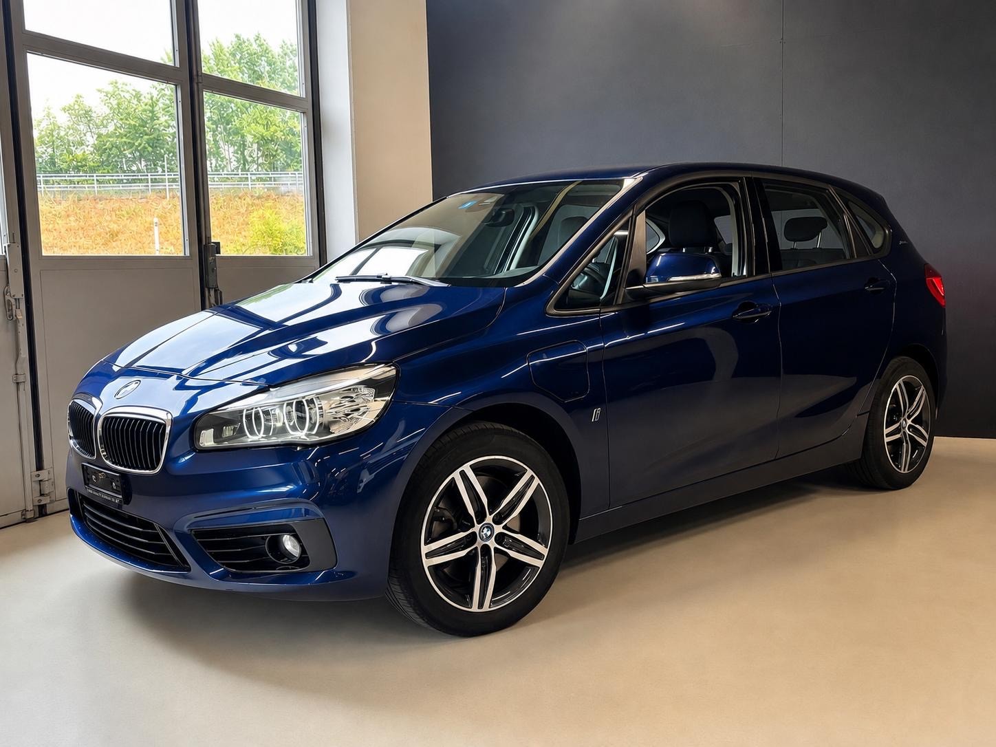 BMW 225xe iPerformance Active Tourer Steptronic-image-4