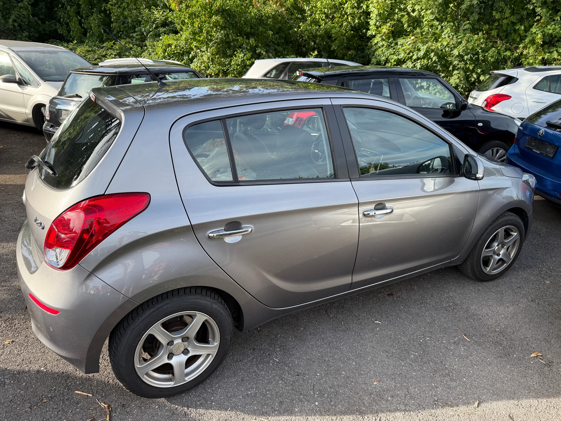 HYUNDAI i20 1.4 Premium Automatic-image-4