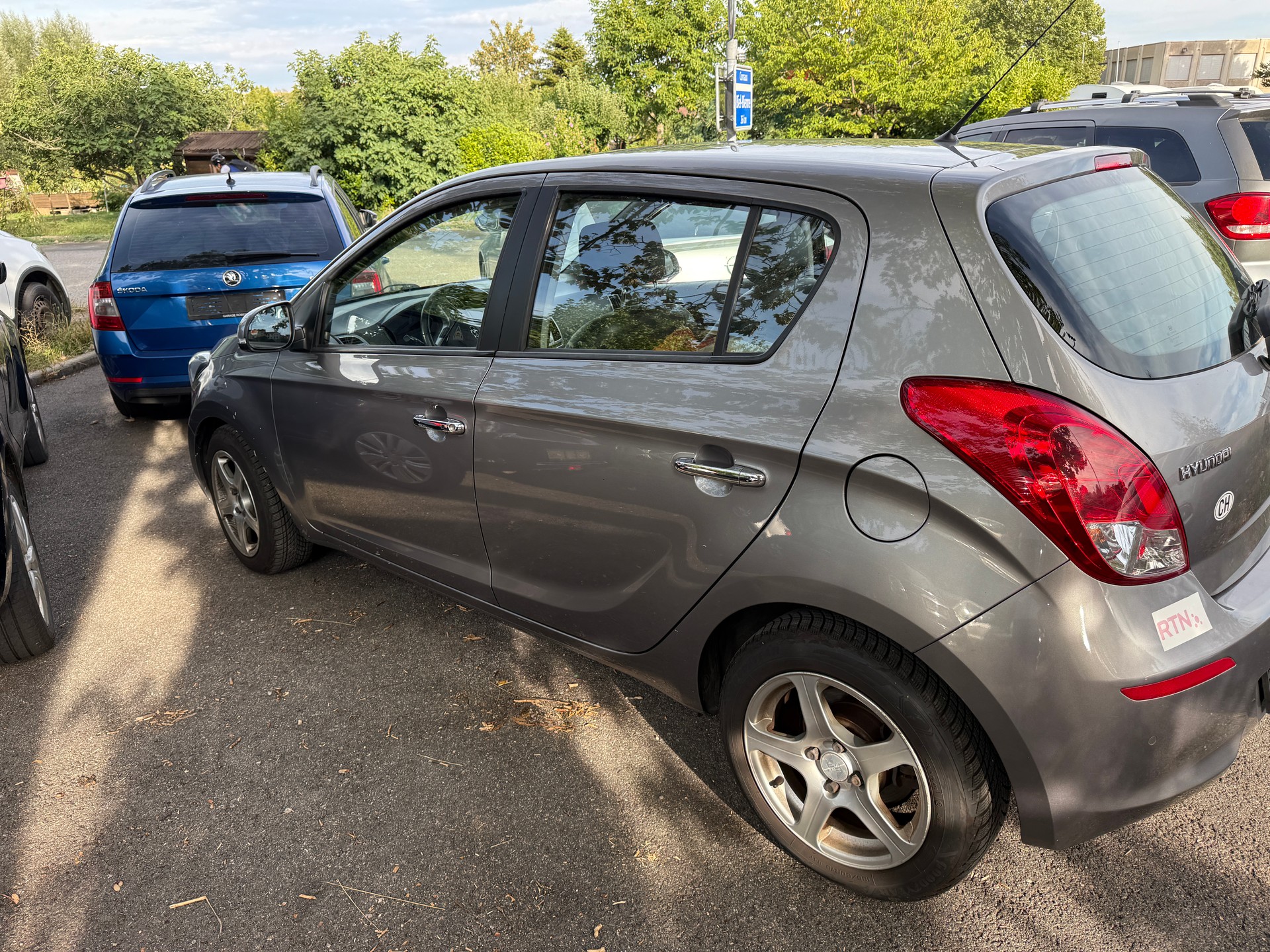 HYUNDAI i20 1.4 Premium Automatic-image-1