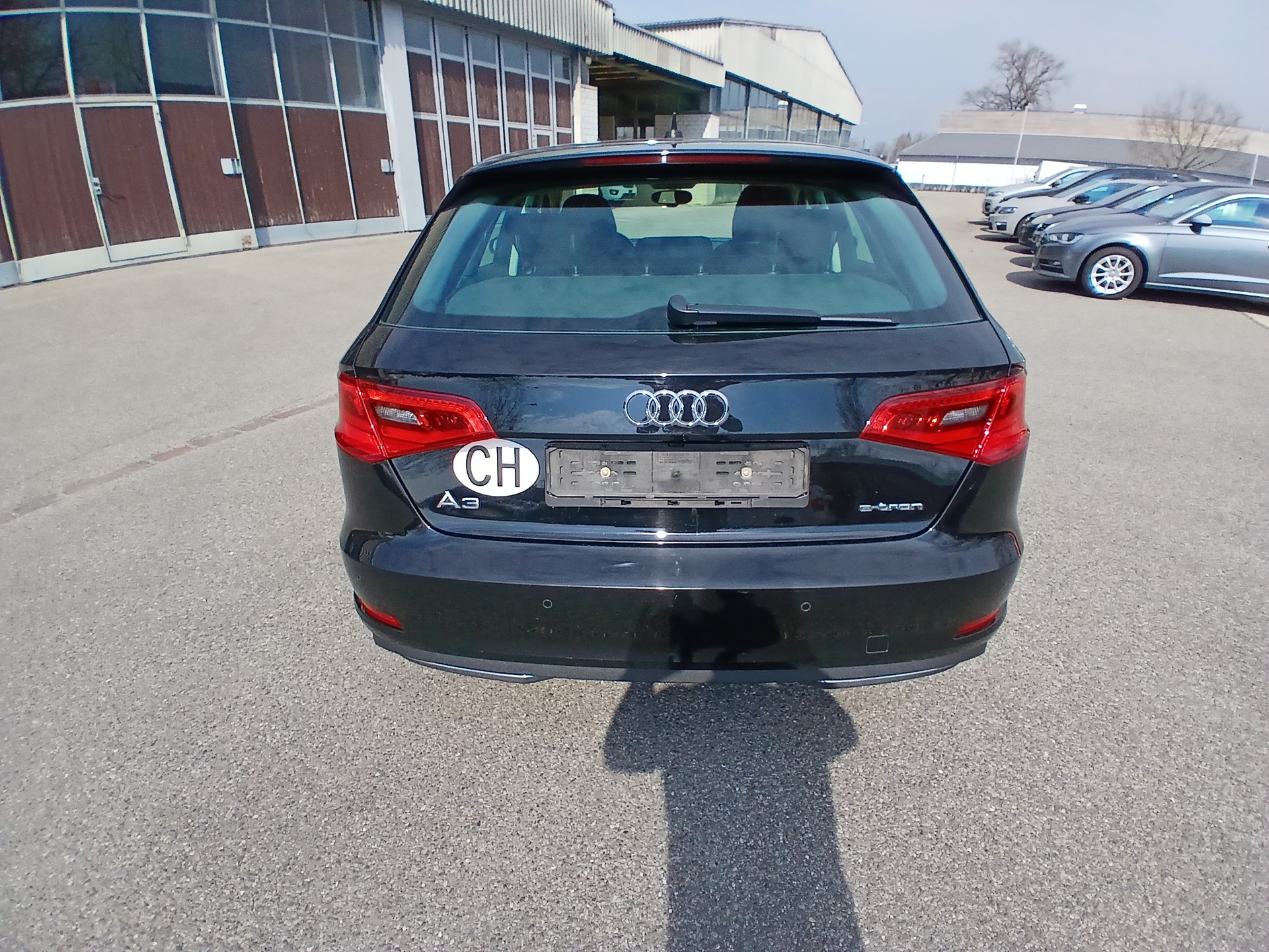 AUDI A3 Sportback 1.4 e-tron Ambition S-tronic-image-4
