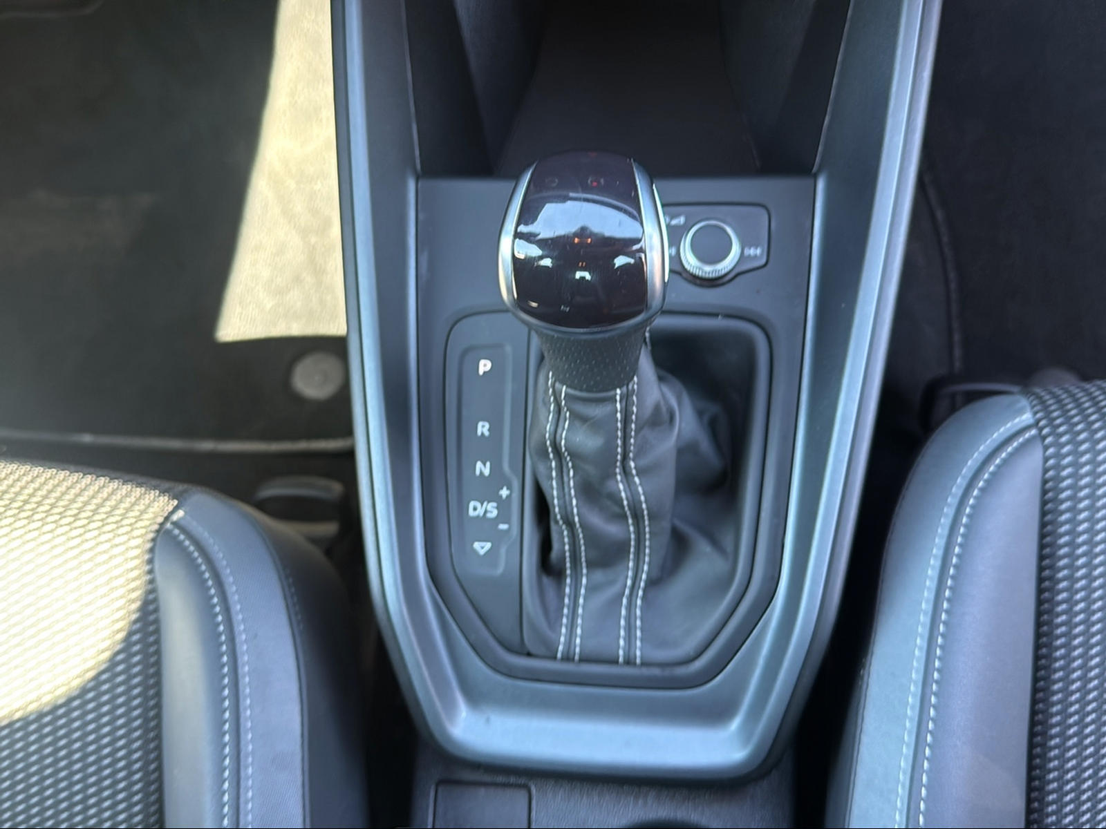 AUDI A1 Sportback 30 TFSI S Line Attraction S-tronic-image-14
