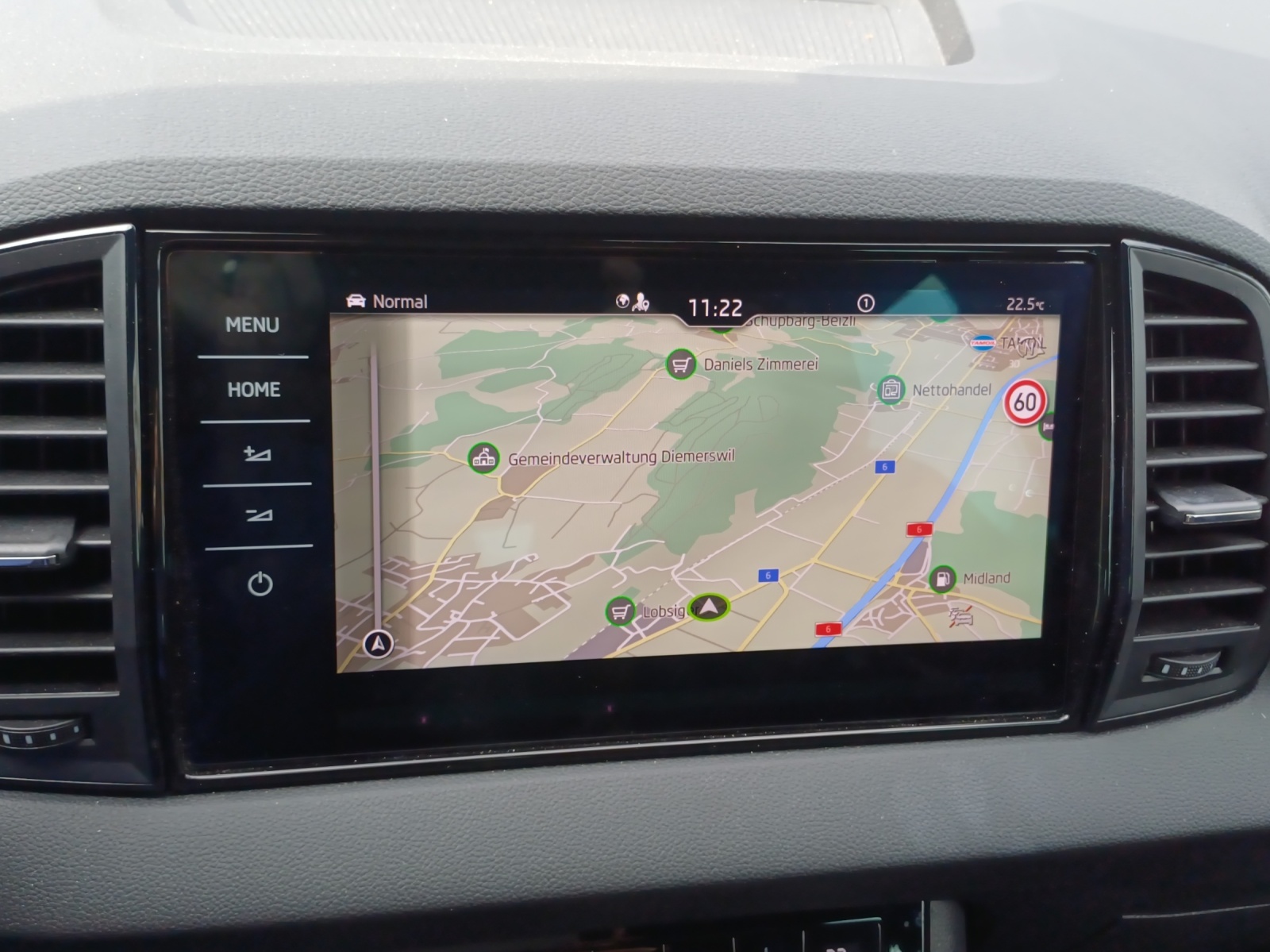SKODA Karoq 2.0 TSI SportLine 4x4 DSG-image-14