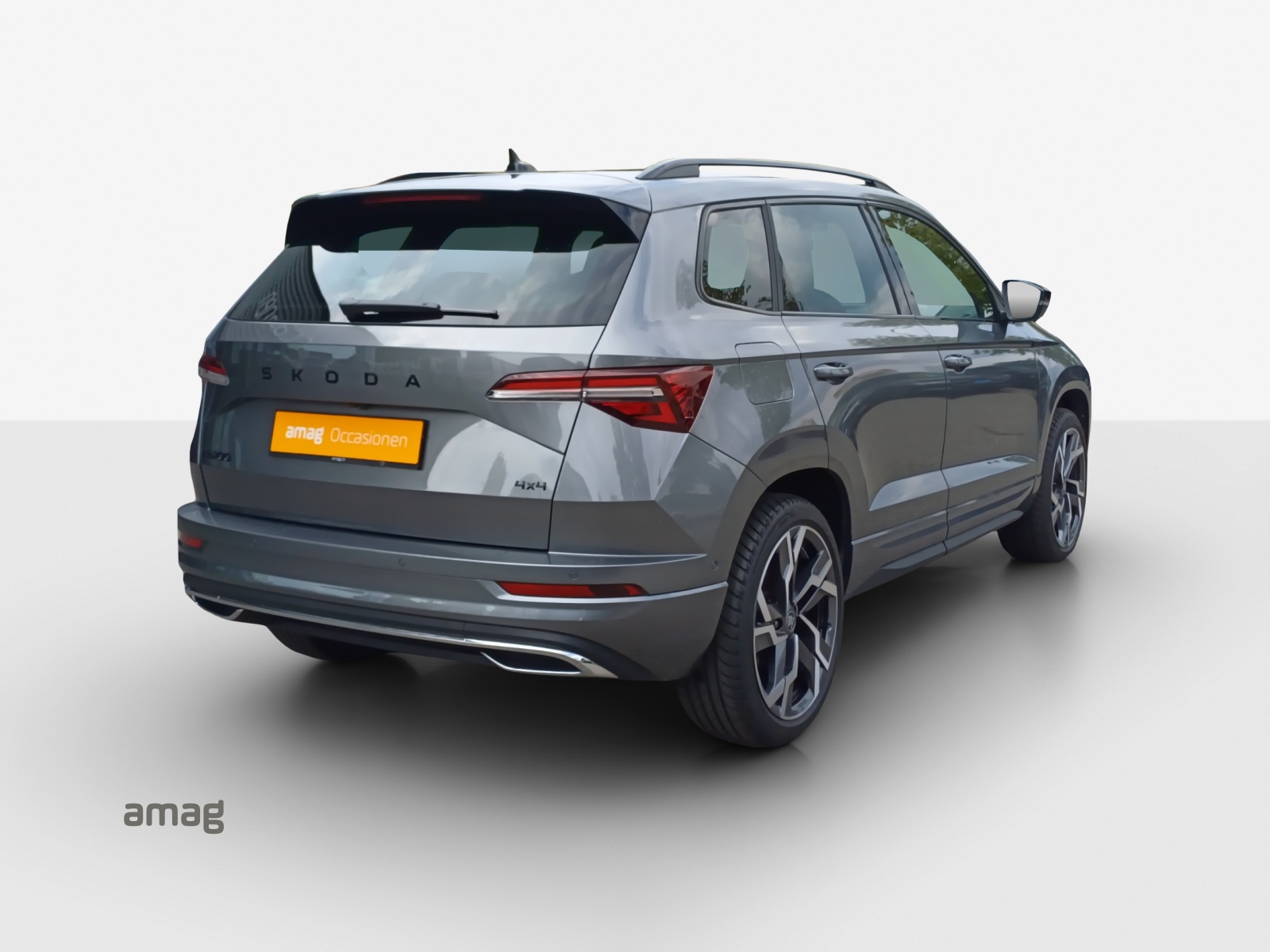 SKODA Karoq 2.0 TSI SportLine 4x4 DSG-image-4