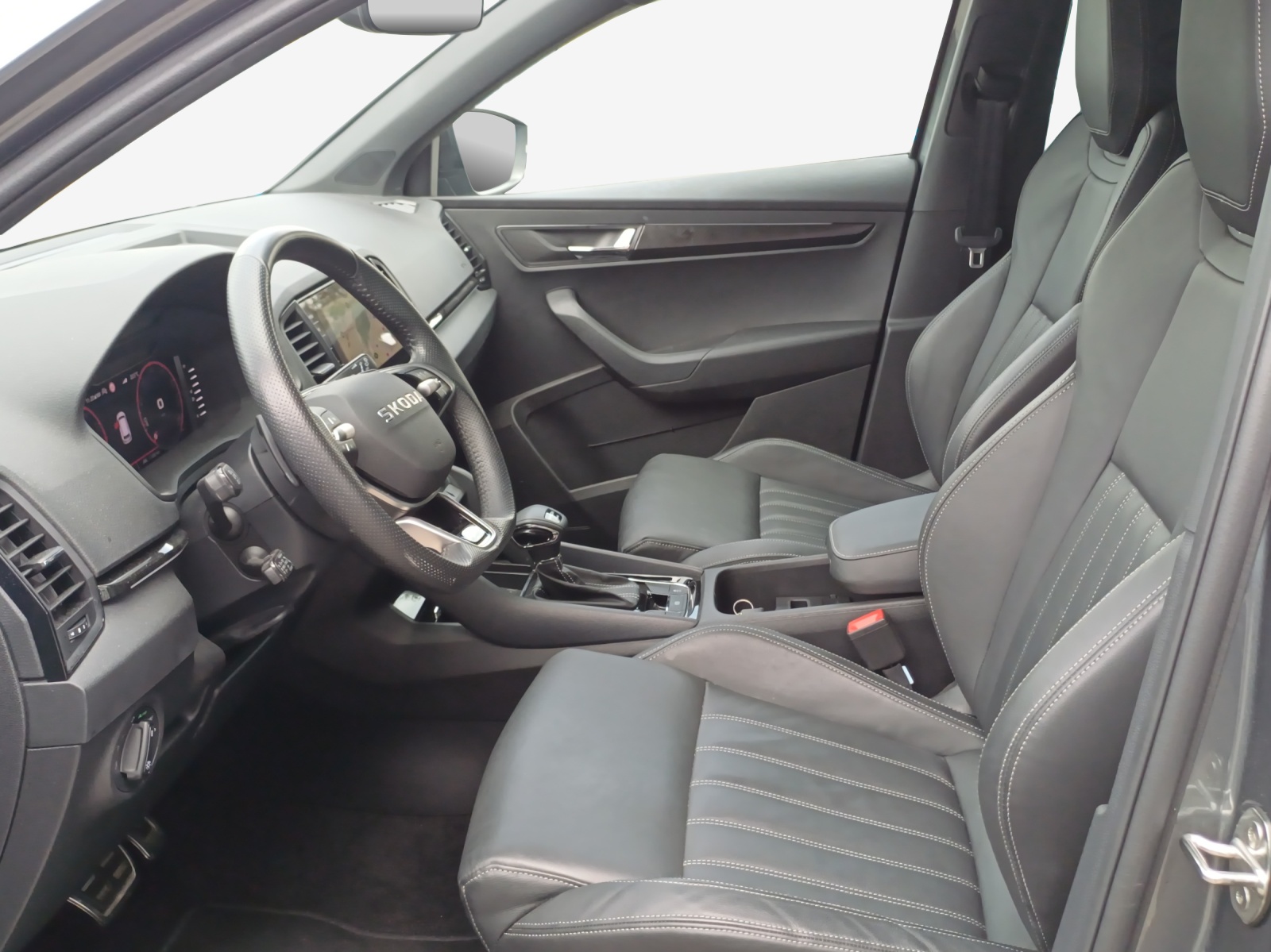 SKODA Karoq 2.0 TSI SportLine 4x4 DSG-image-7