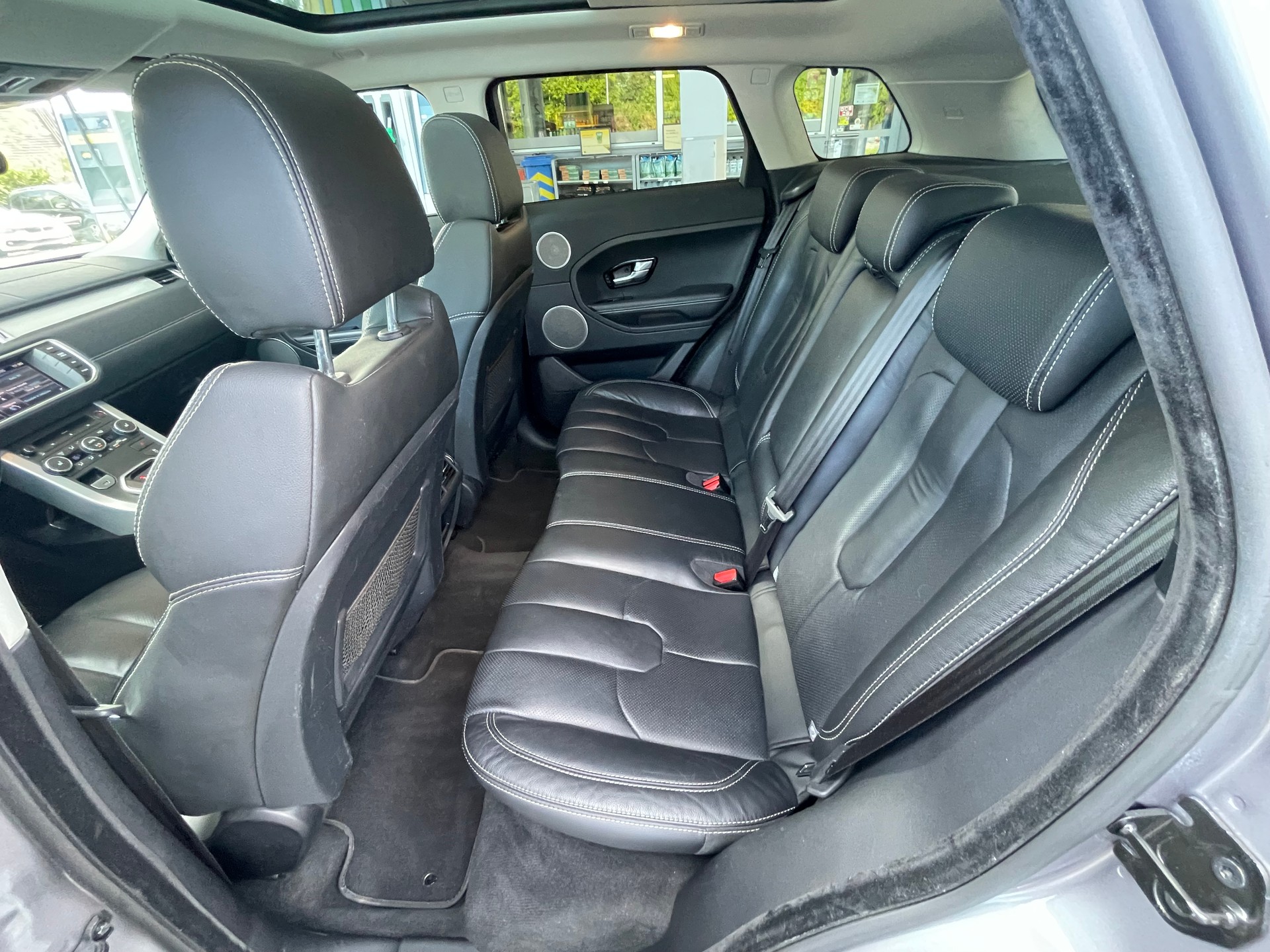 LAND ROVER Range Rover Evoque 2.0 Si4 Dynamic AT6-image-6