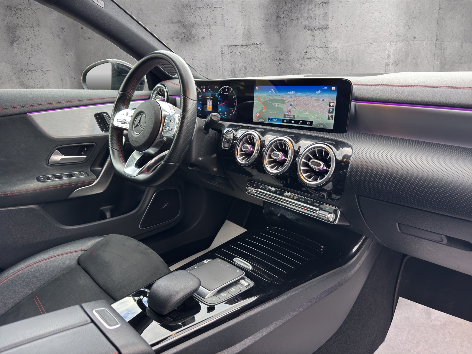 MERCEDES-BENZ CLA 250 4Matic AMG Line 7G-DCT-image-12