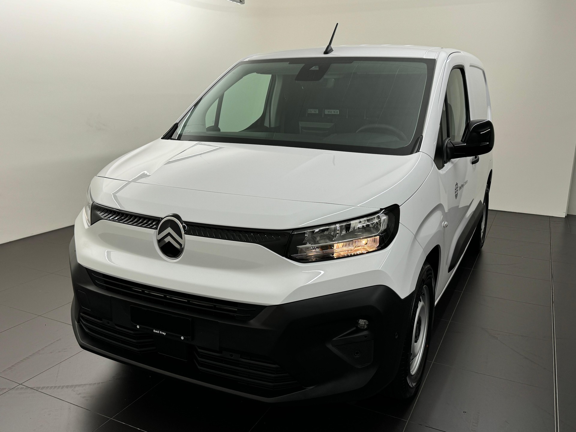 CITROEN e-Berlingo M erhöhte Nutzlast 50kWh Swiss Edition-image-0