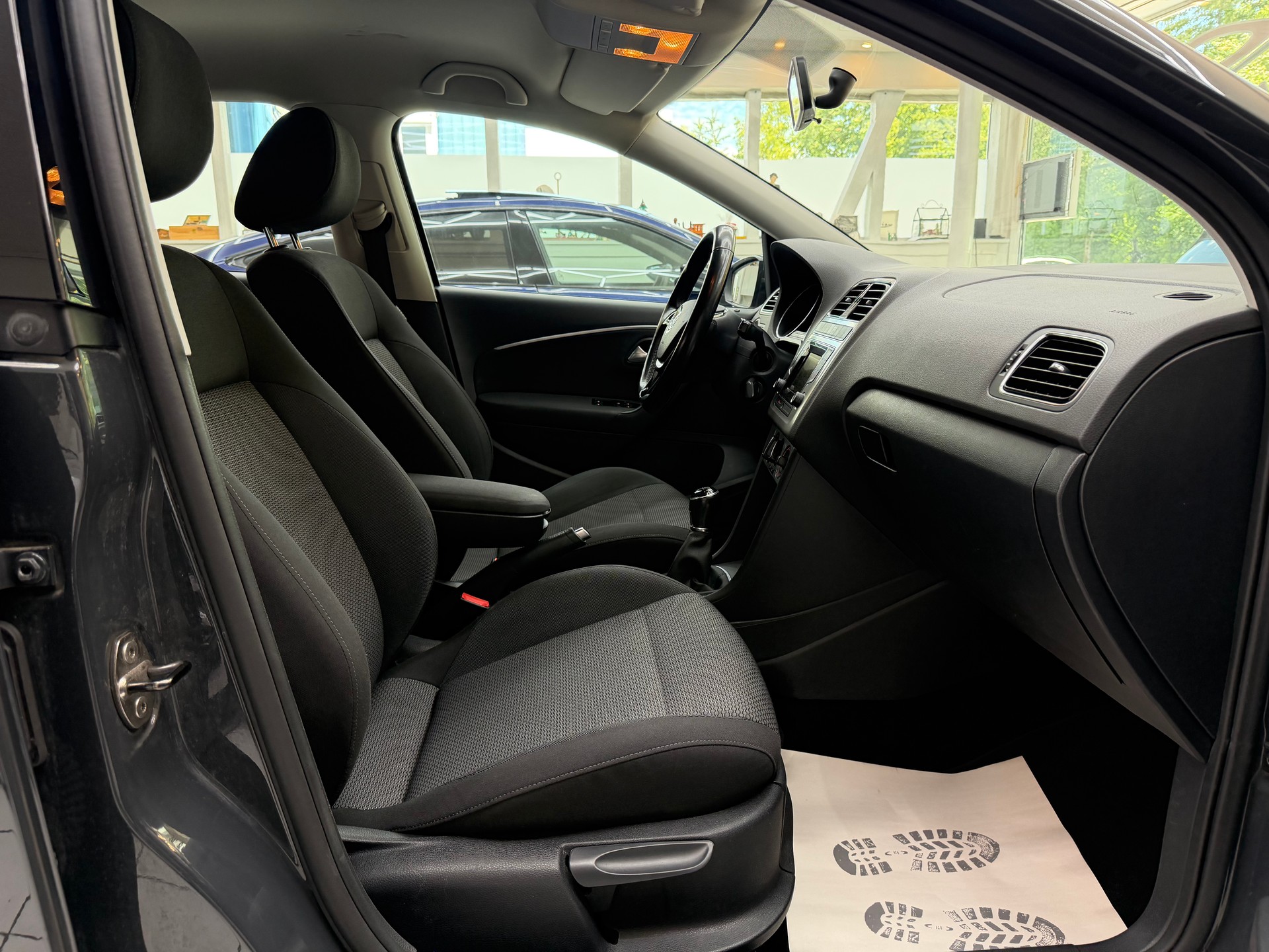 VW Polo 1.2 TSI 90 BlueMT Value-image-13