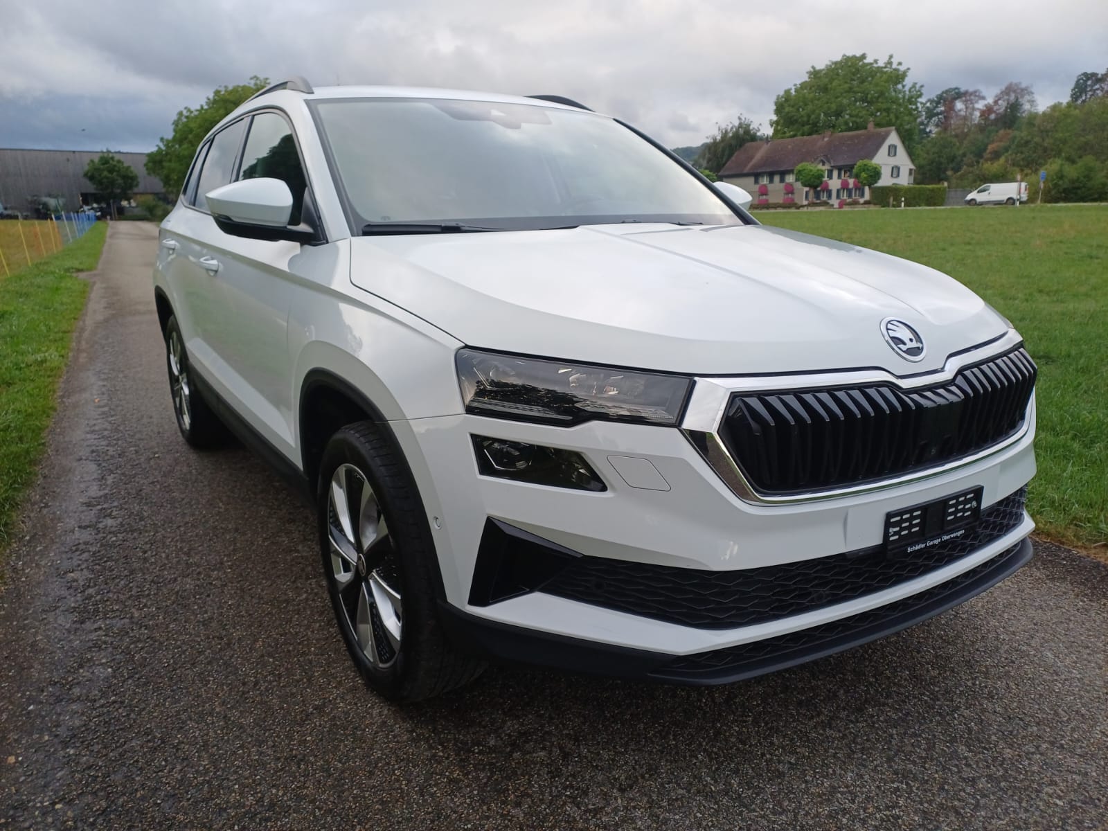 SKODA Karoq 2.0 TDI CR Style 4x4 DSG-image-1