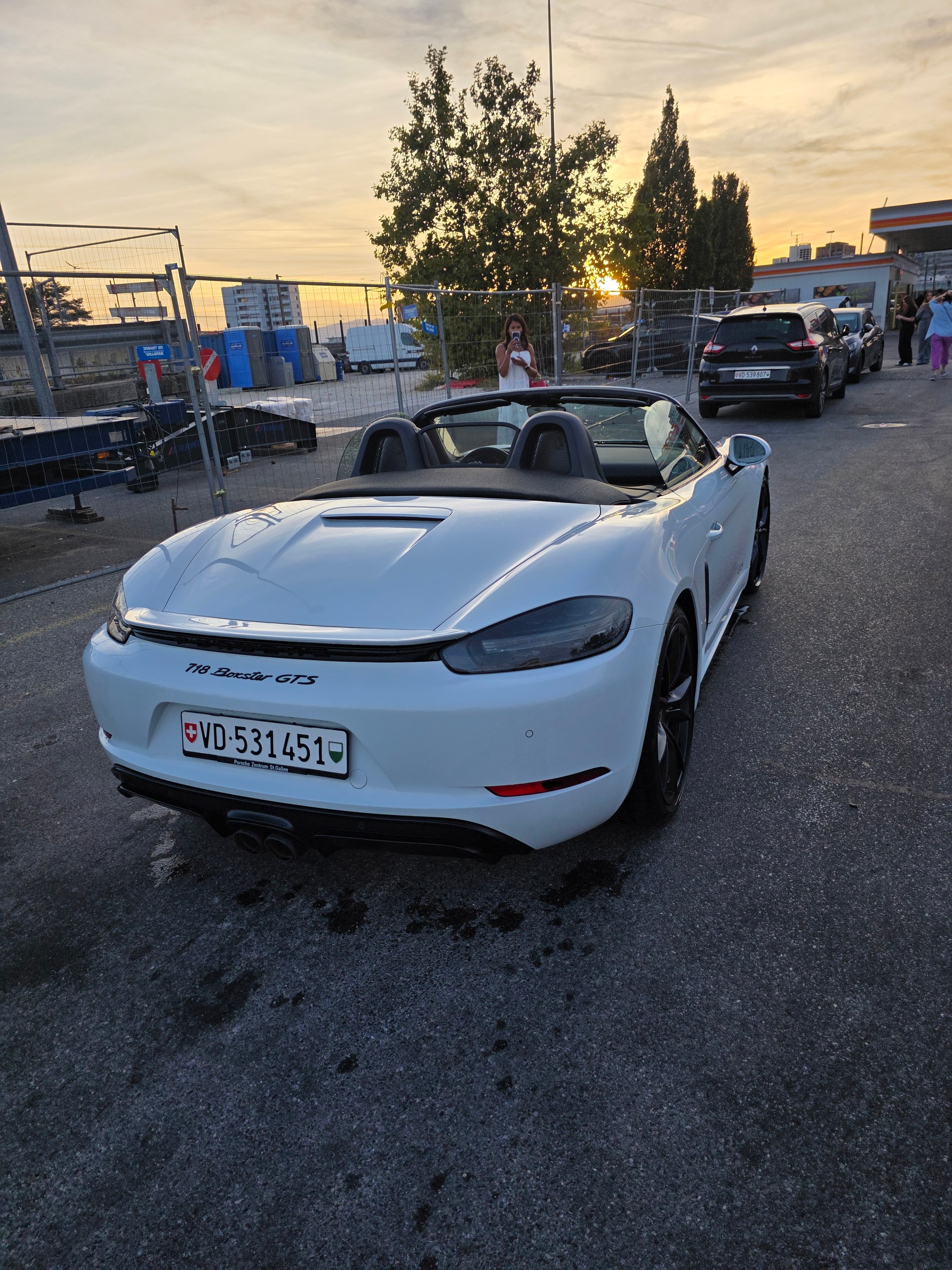 PORSCHE 2.5 GTS PDK-image-1