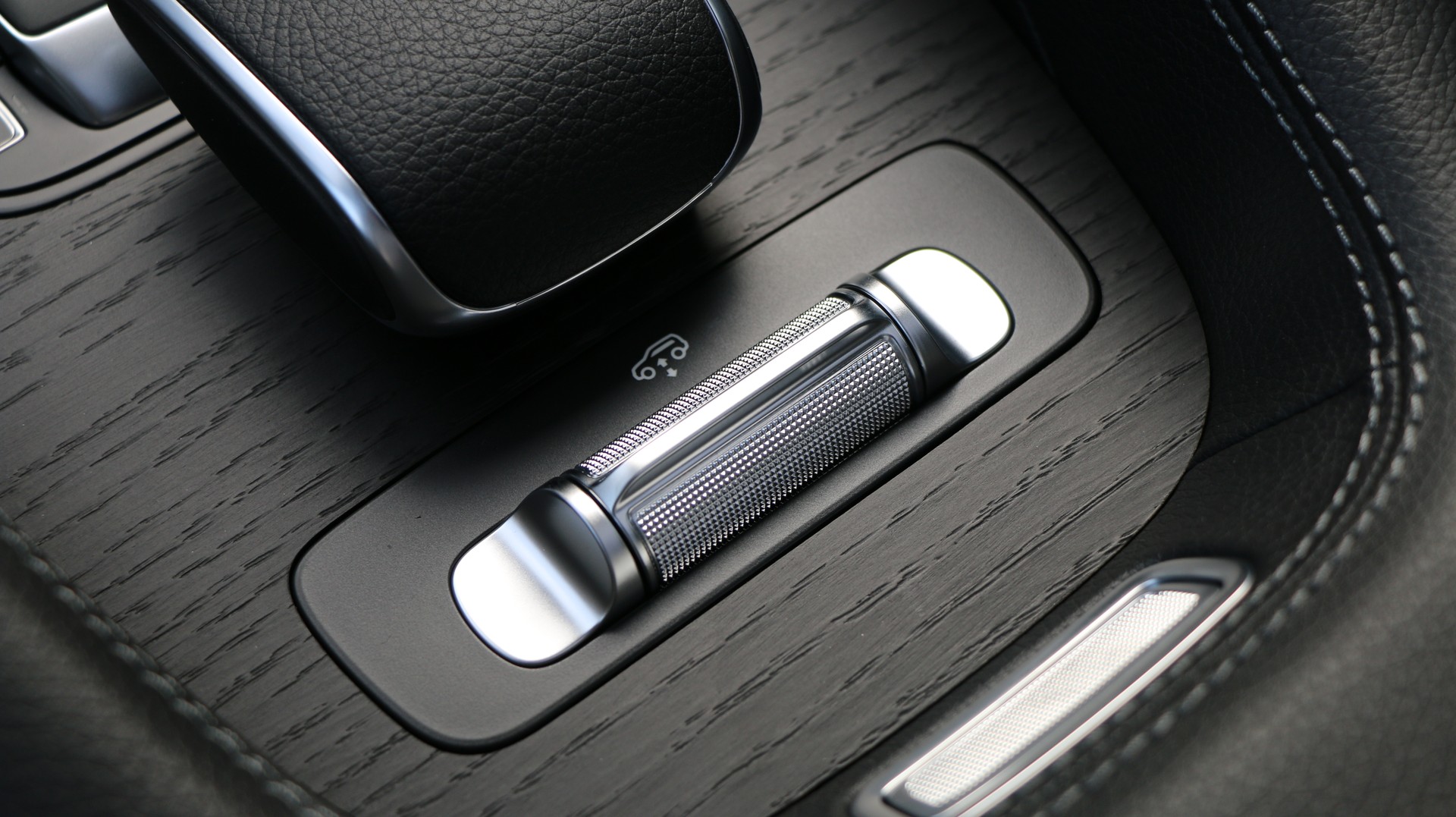 MERCEDES-BENZ GLE 450 4Matic-image-17