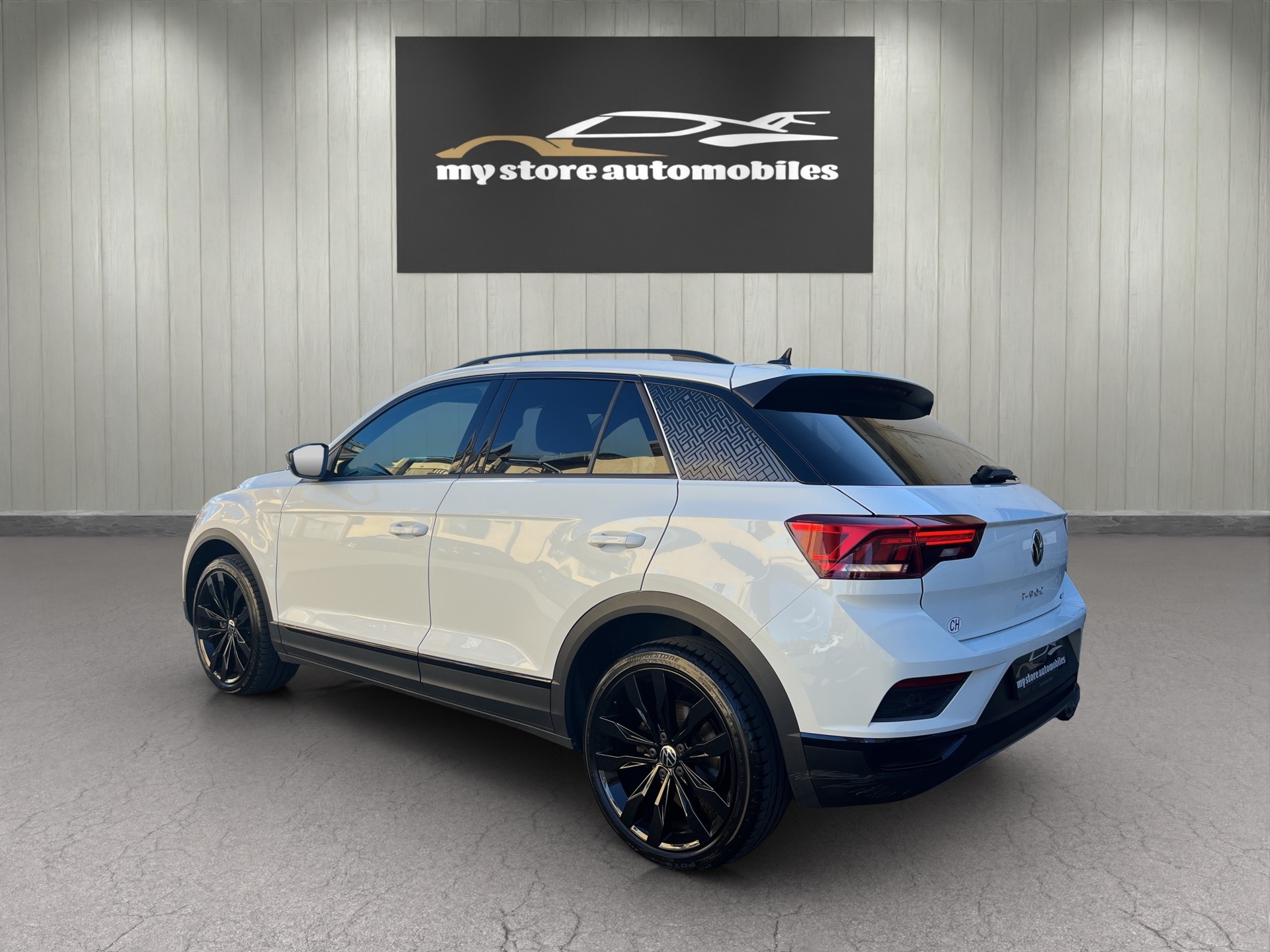 VW T-Roc 2.0 TSI Sport Selection DSG 4Motion-image-5