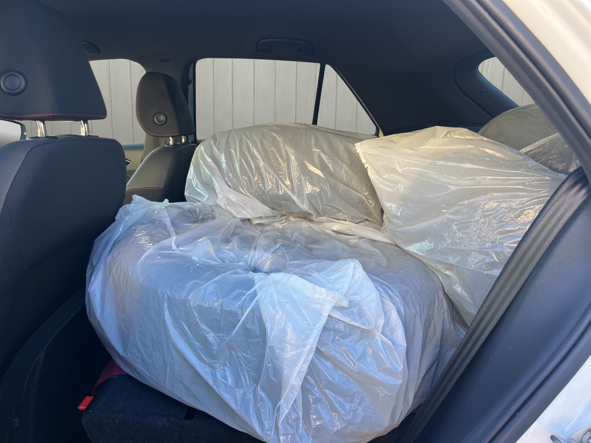 VW T-Roc 2.0 TSI Sport Selection DSG 4Motion-image-14