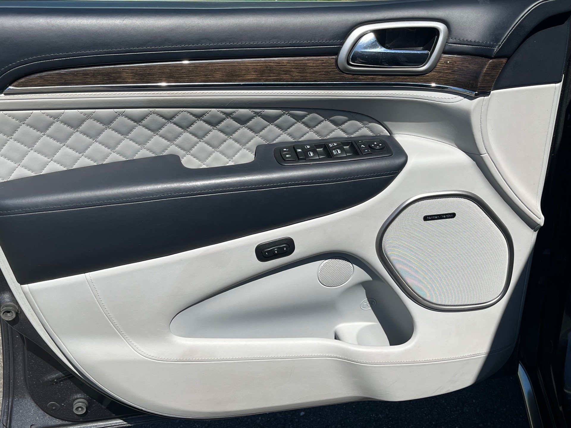 JEEP Grand Cherokee 3.0 CRD Summit Automatic-image-16