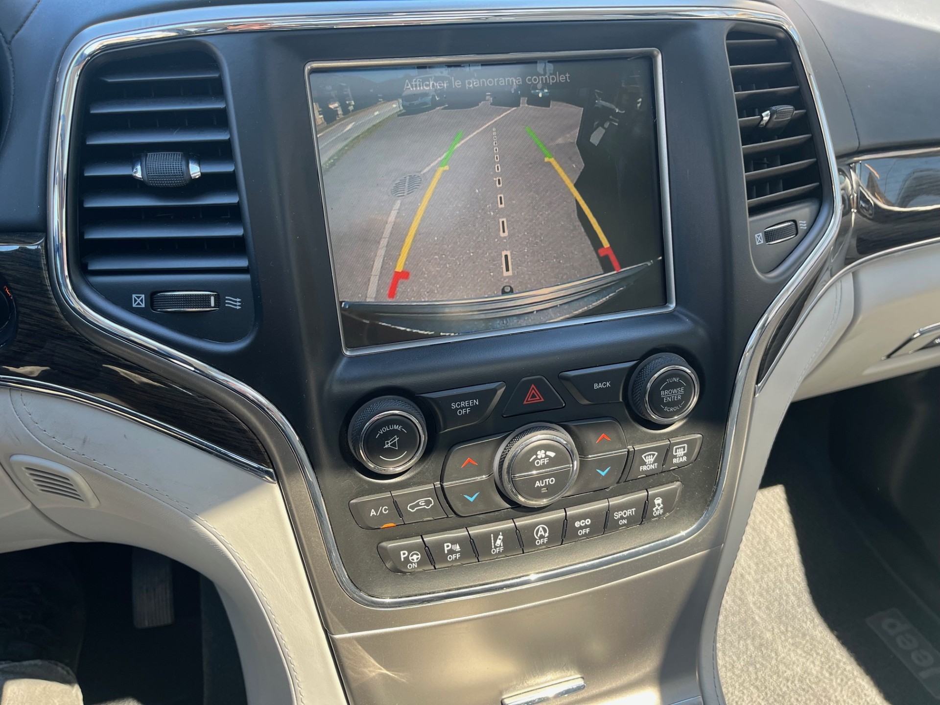 JEEP Grand Cherokee 3.0 CRD Summit Automatic-image-11