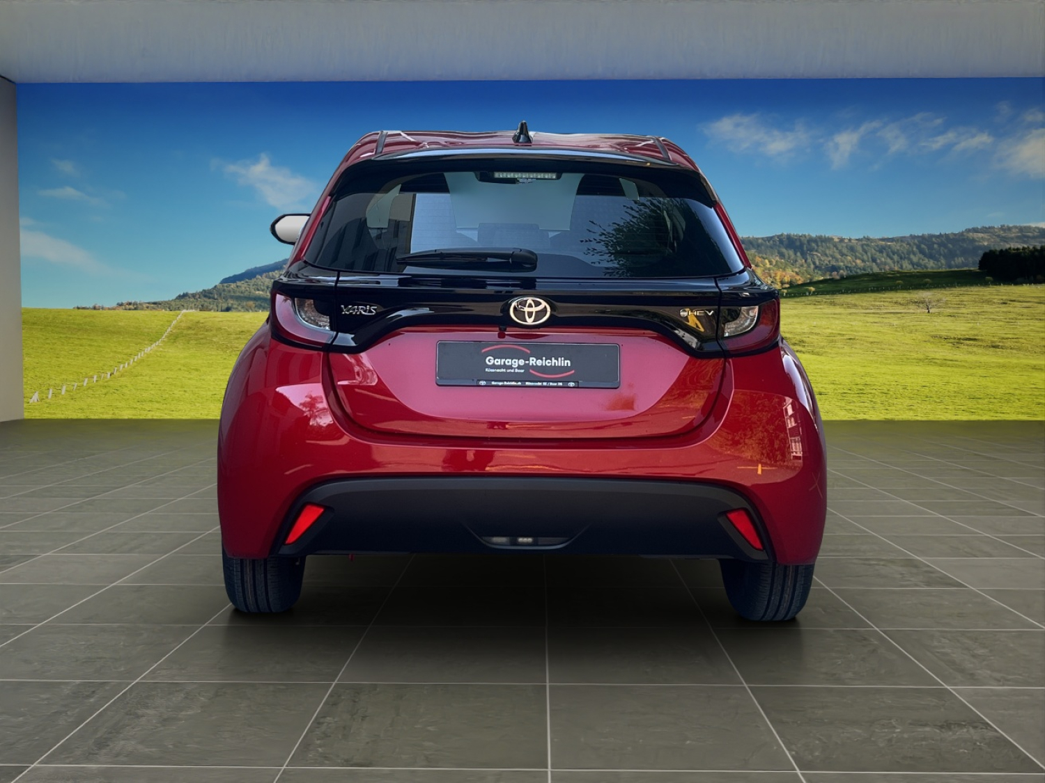 TOYOTA Yaris 1.5 VVT-i HSD Comfort-image-3