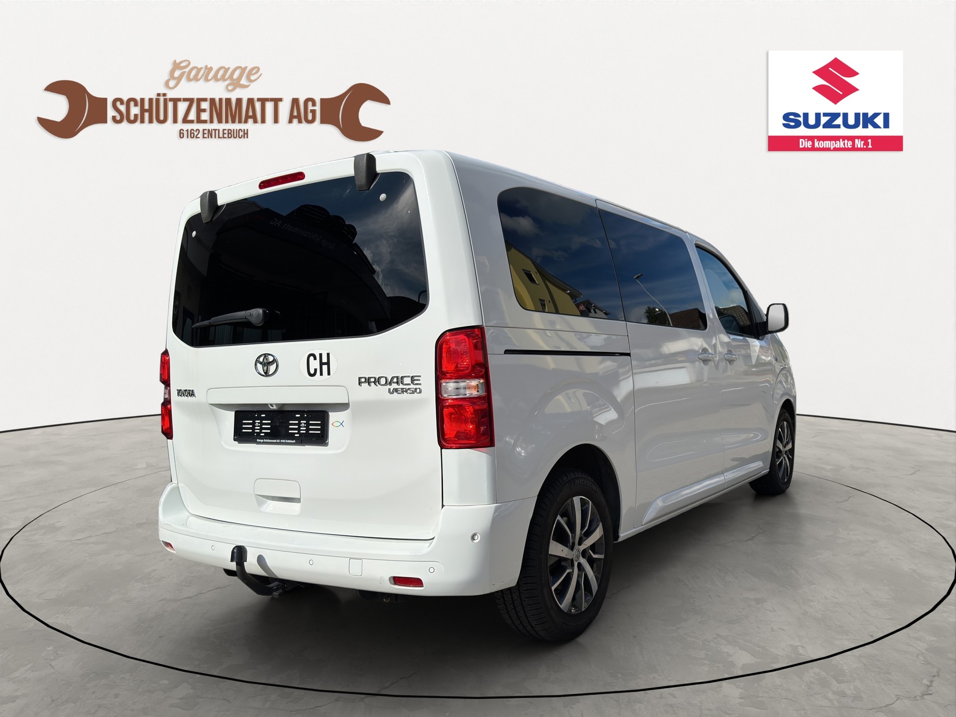 TOYOTA Proace Verso 2.0 D-4D VIP Medium Automatic-image-3