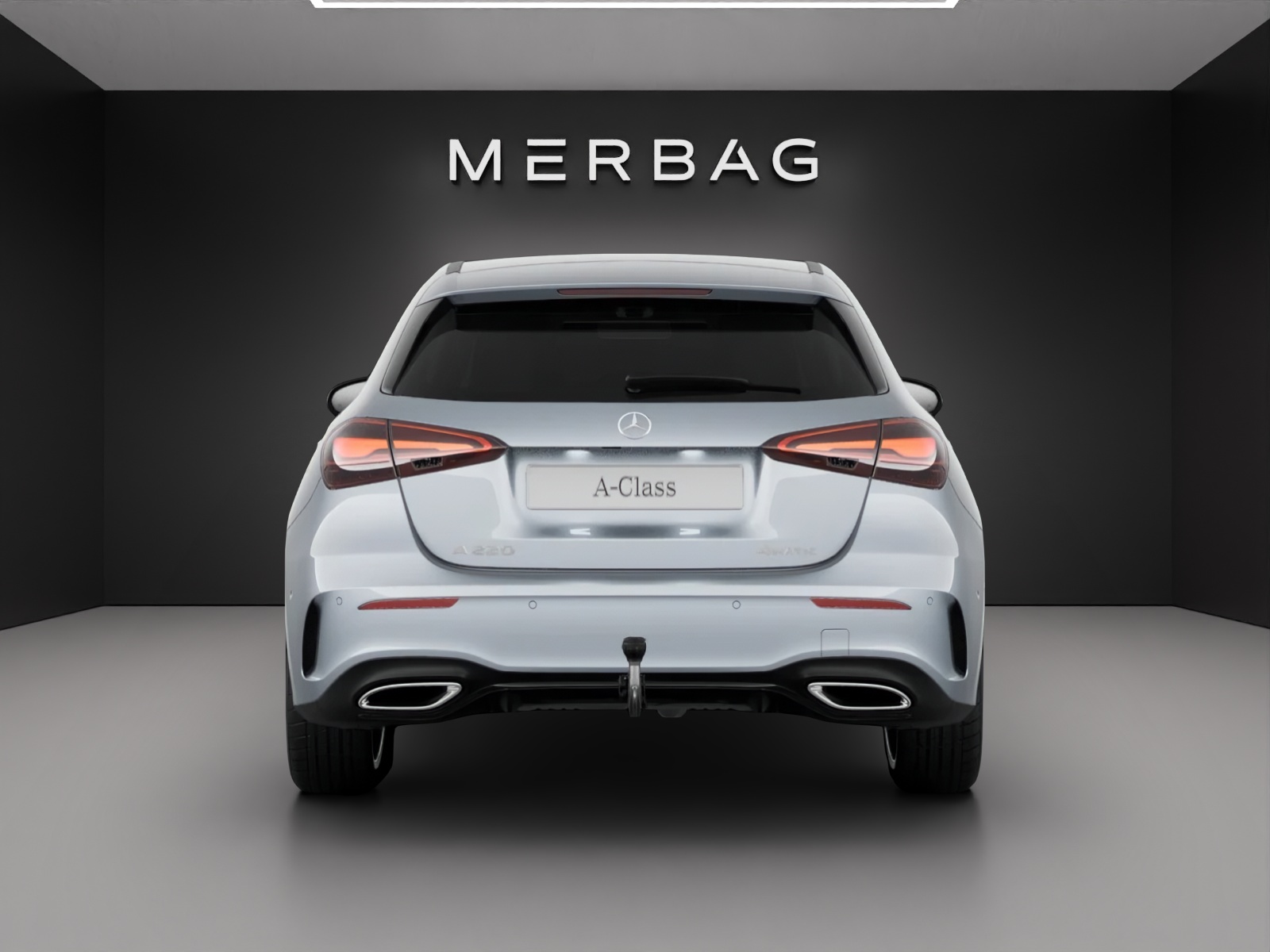 MERCEDES-BENZ A 220 4Matic 8G-DCT-image-3