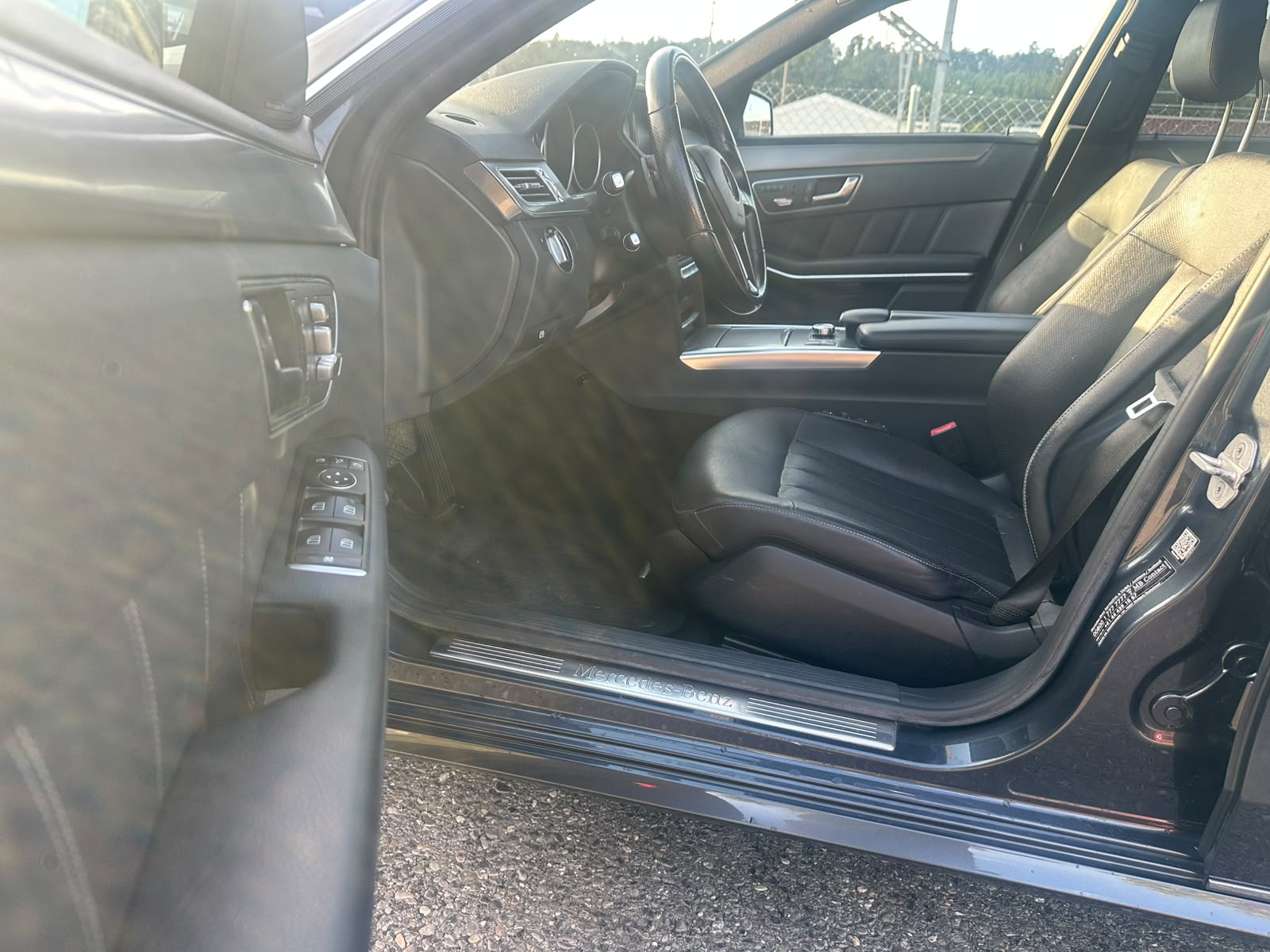 MERCEDES-BENZ E 350 BlueTEC Elégance 4Matic 7G-Tronic-image-10