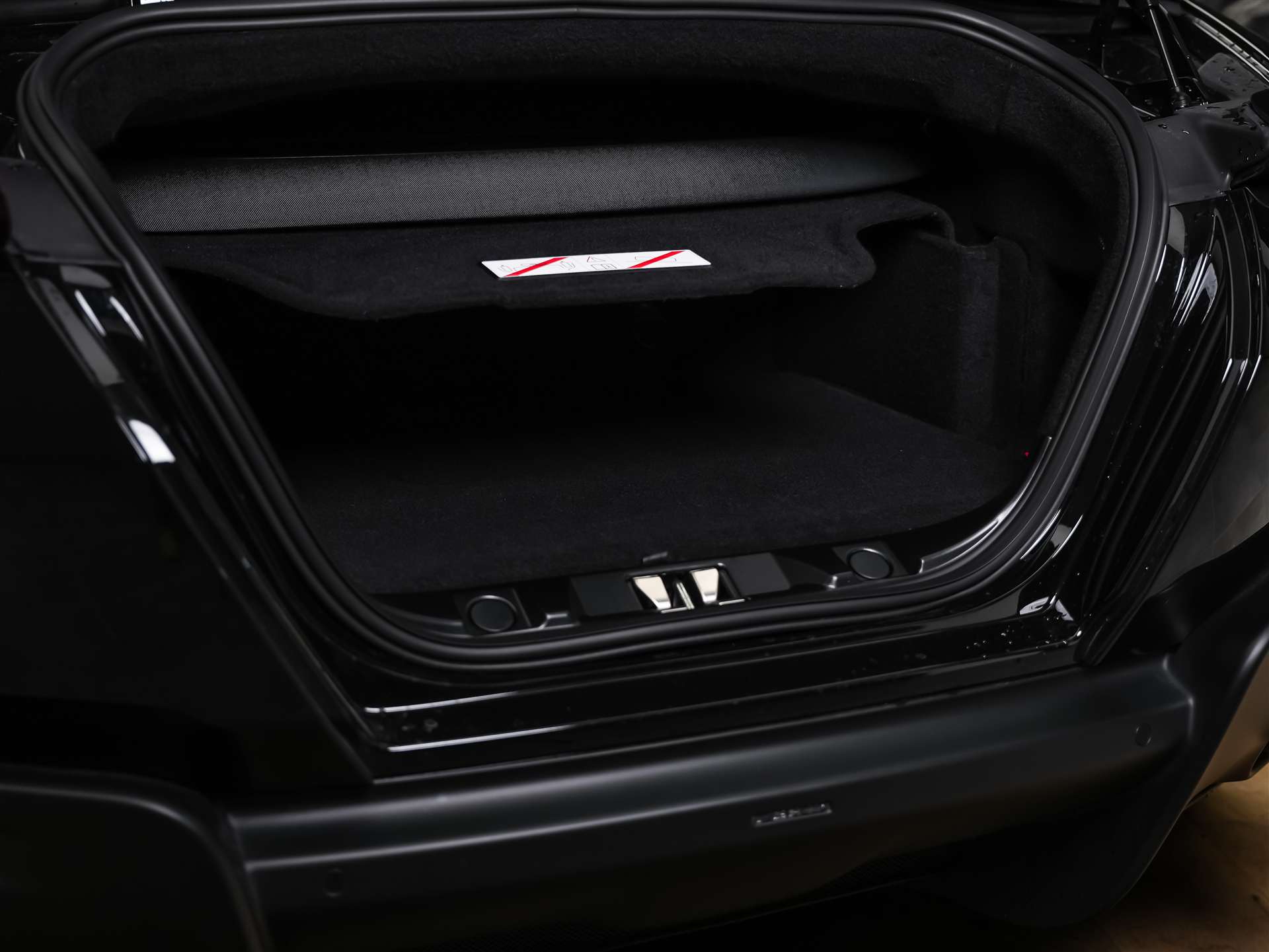 FERRARI Roma Spider 3.9 V8 T *ALL BLACK*Sitzbelüftung*JBL*-image-49
