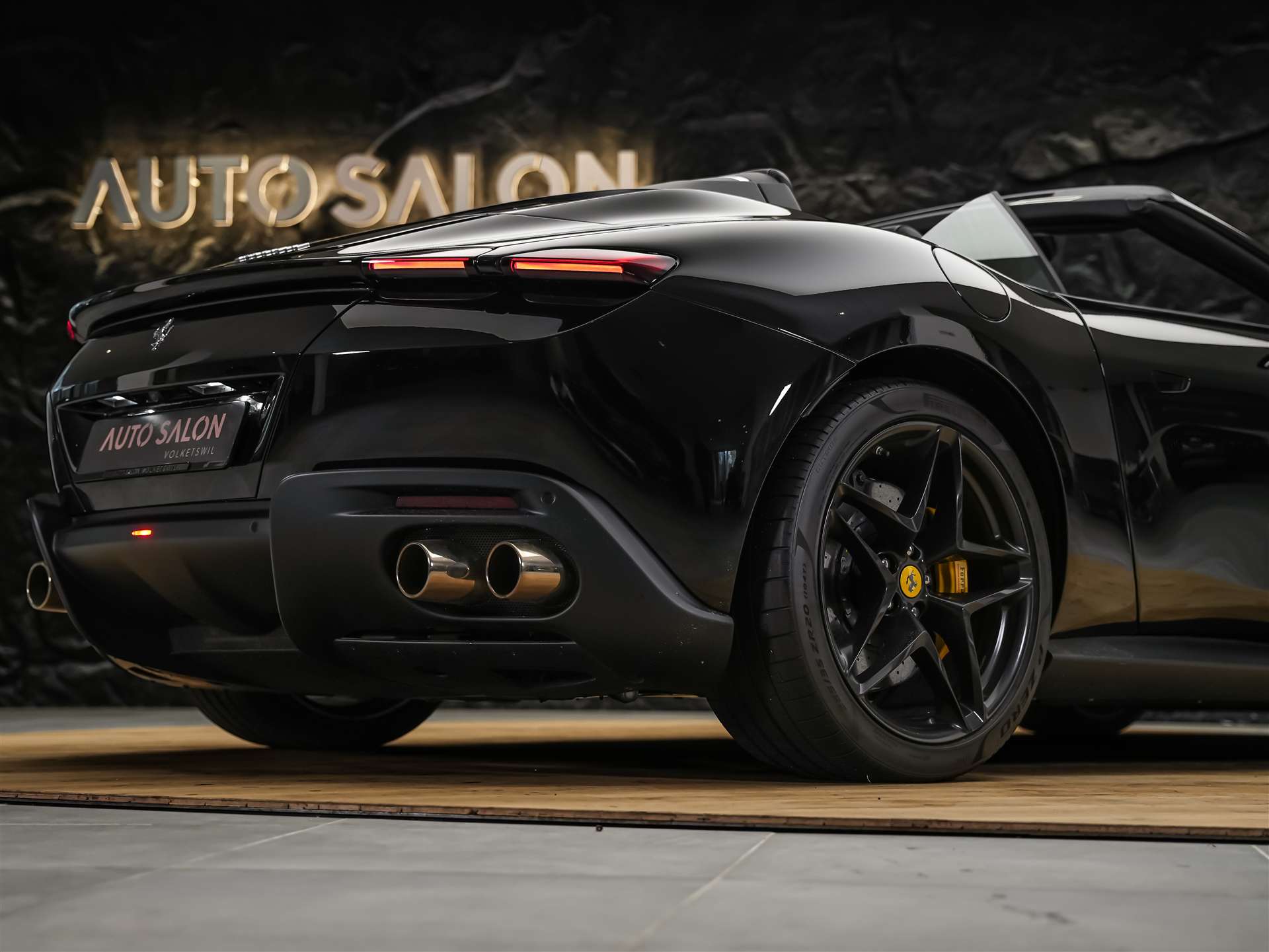FERRARI Roma Spider 3.9 V8 T *ALL BLACK*Sitzbelüftung*JBL*-image-25