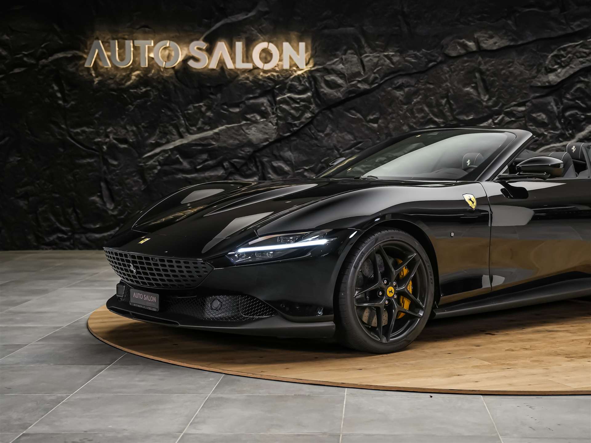 FERRARI Roma Spider 3.9 V8 T *ALL BLACK*Sitzbelüftung*JBL*-image-19