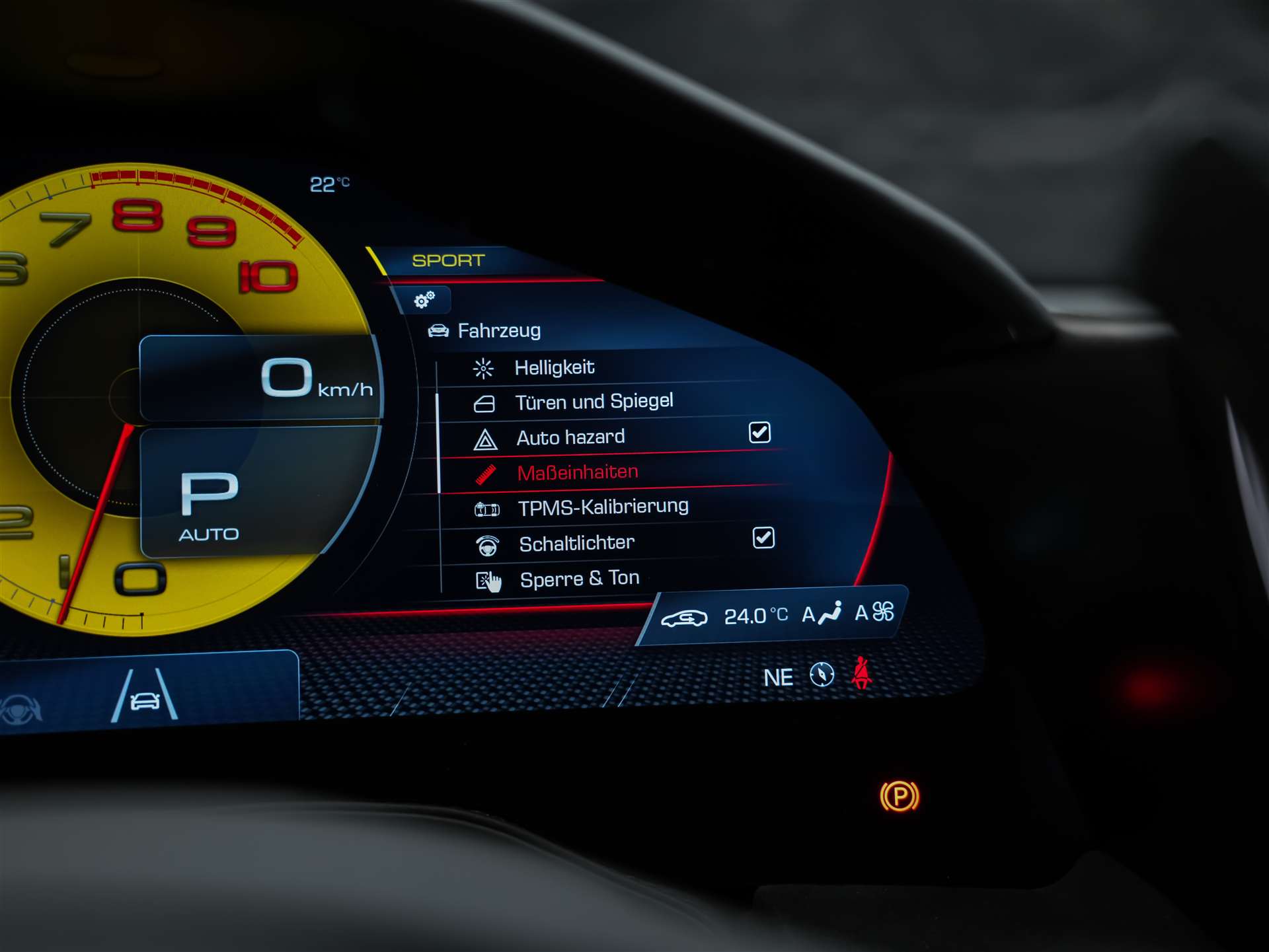 FERRARI Roma Spider 3.9 V8 T *ALL BLACK*Sitzbelüftung*JBL*-image-44