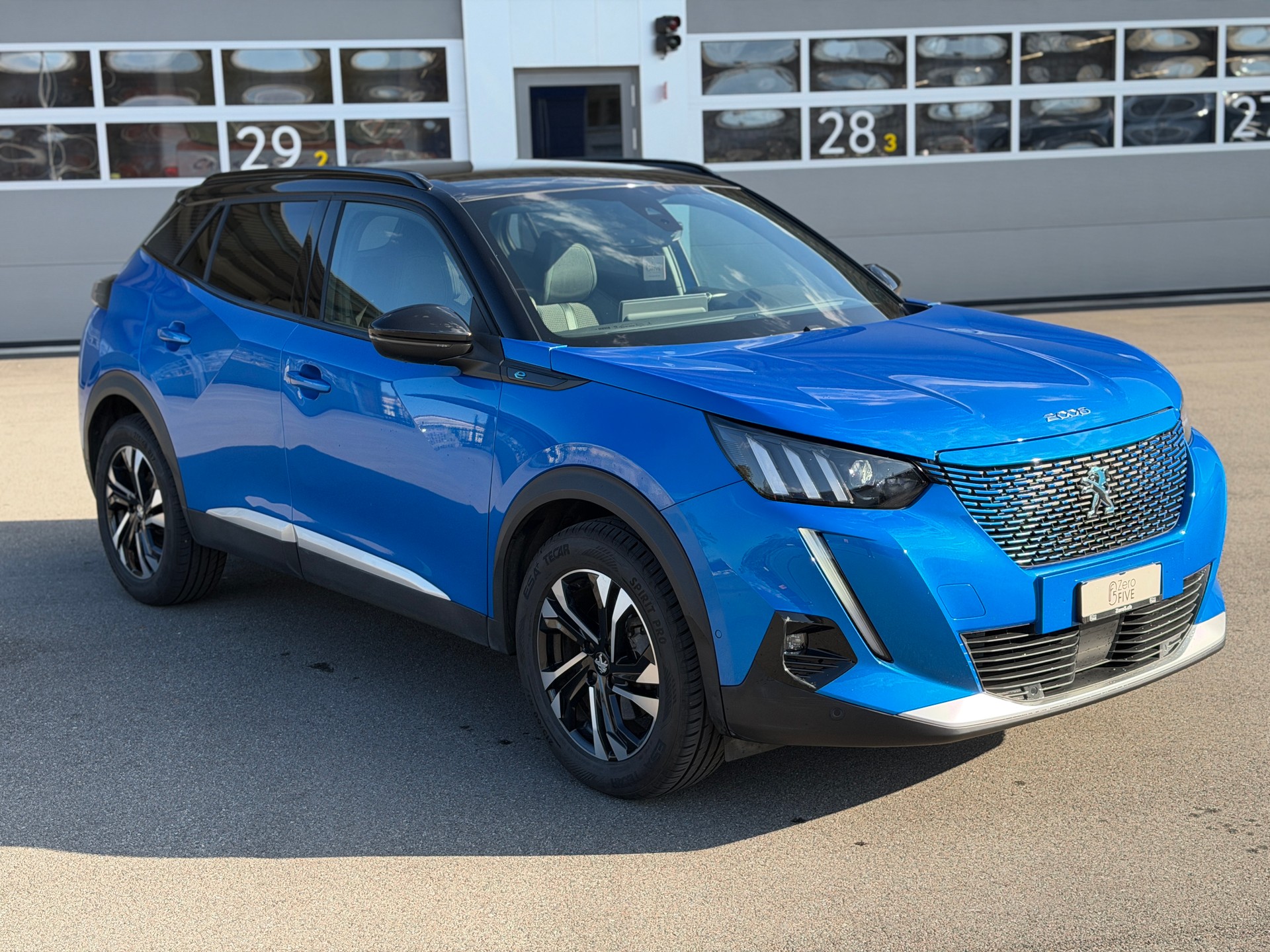 PEUGEOT 2008 e GT Line-image-0