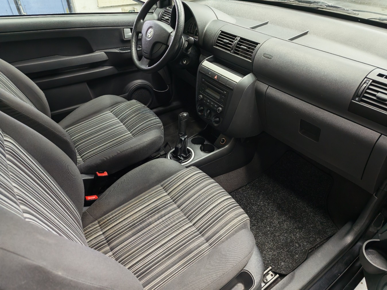 VW Fox 1.2-image-8