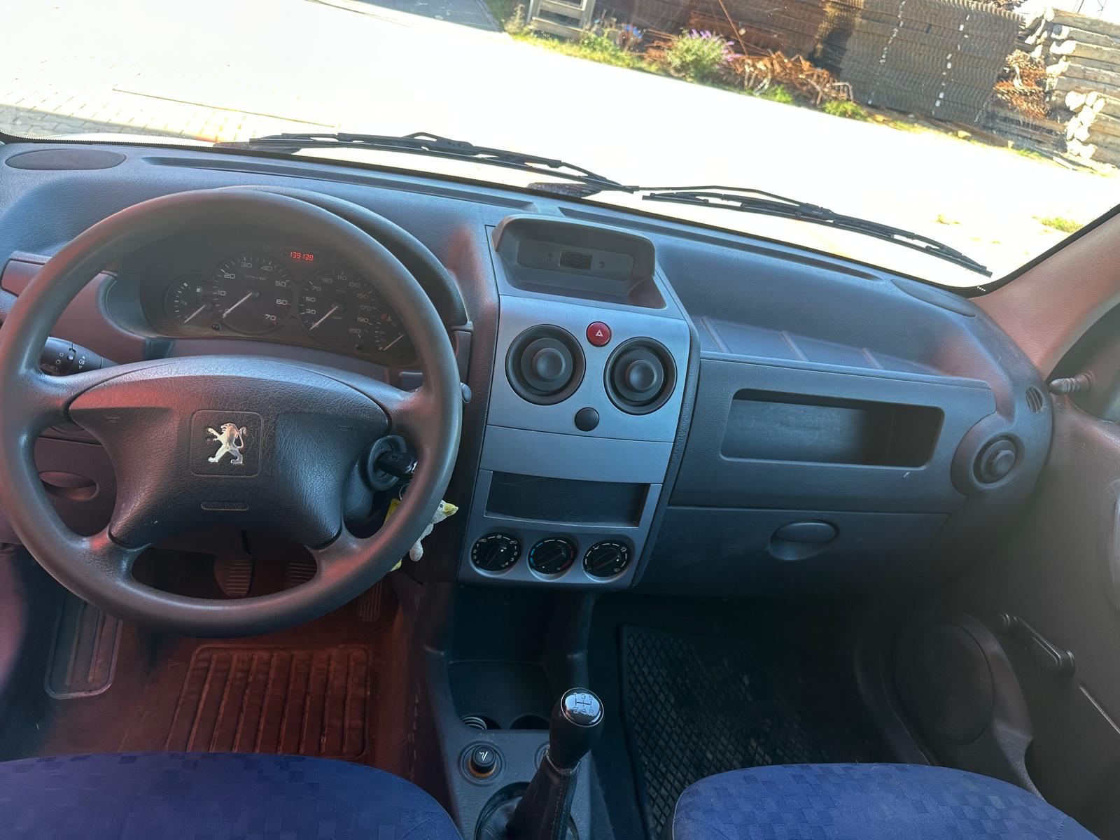 PEUGEOT 1.6 HDI1600-image-10