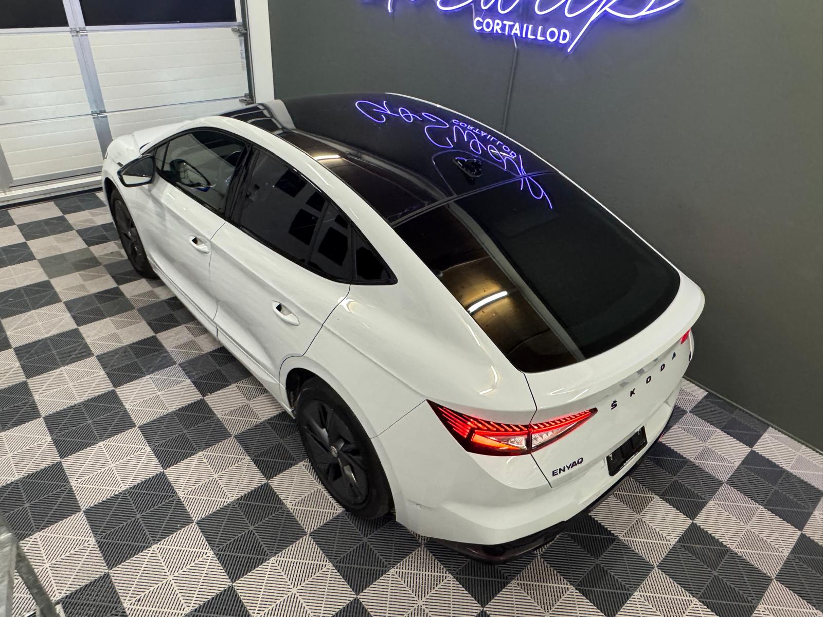 SKODA Enyaq Coupé RS iV 80 4x4-image-2