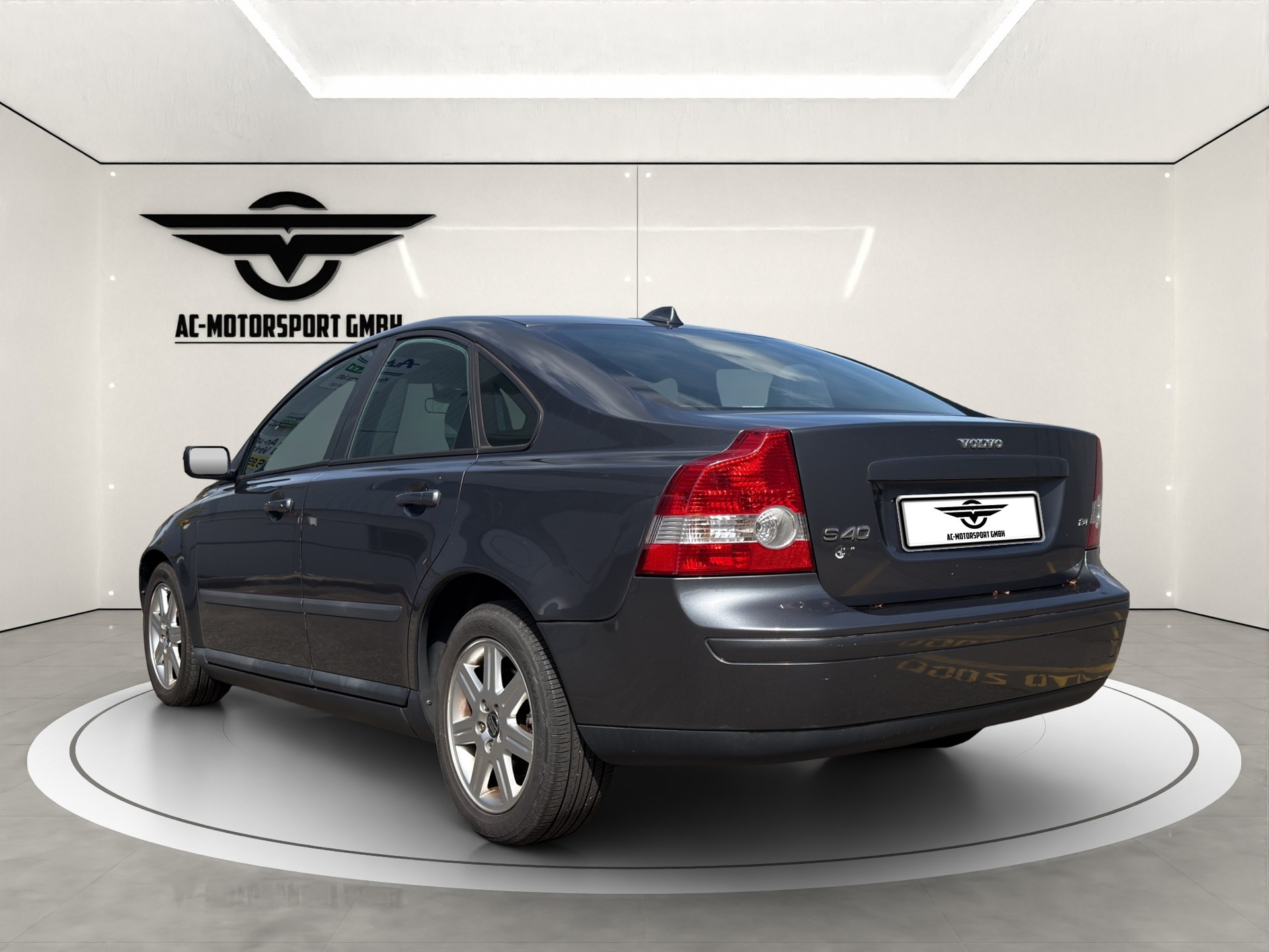 VOLVO S40 2.4 Summum-image-2