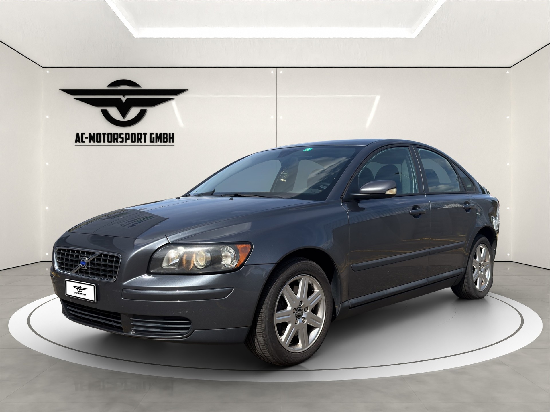 VOLVO S40 2.4 Summum-image-0