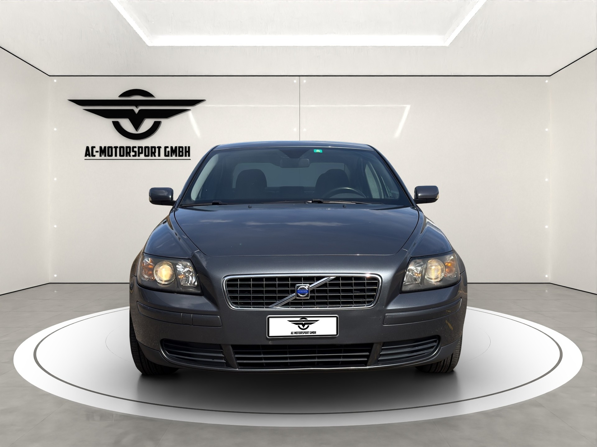 VOLVO S40 2.4 Summum-image-1