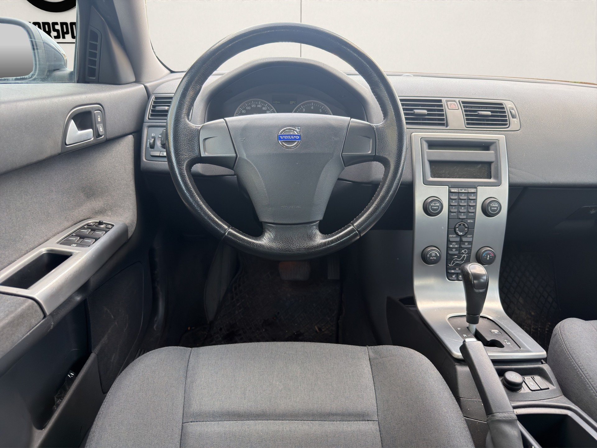 VOLVO S40 2.4 Summum-image-10