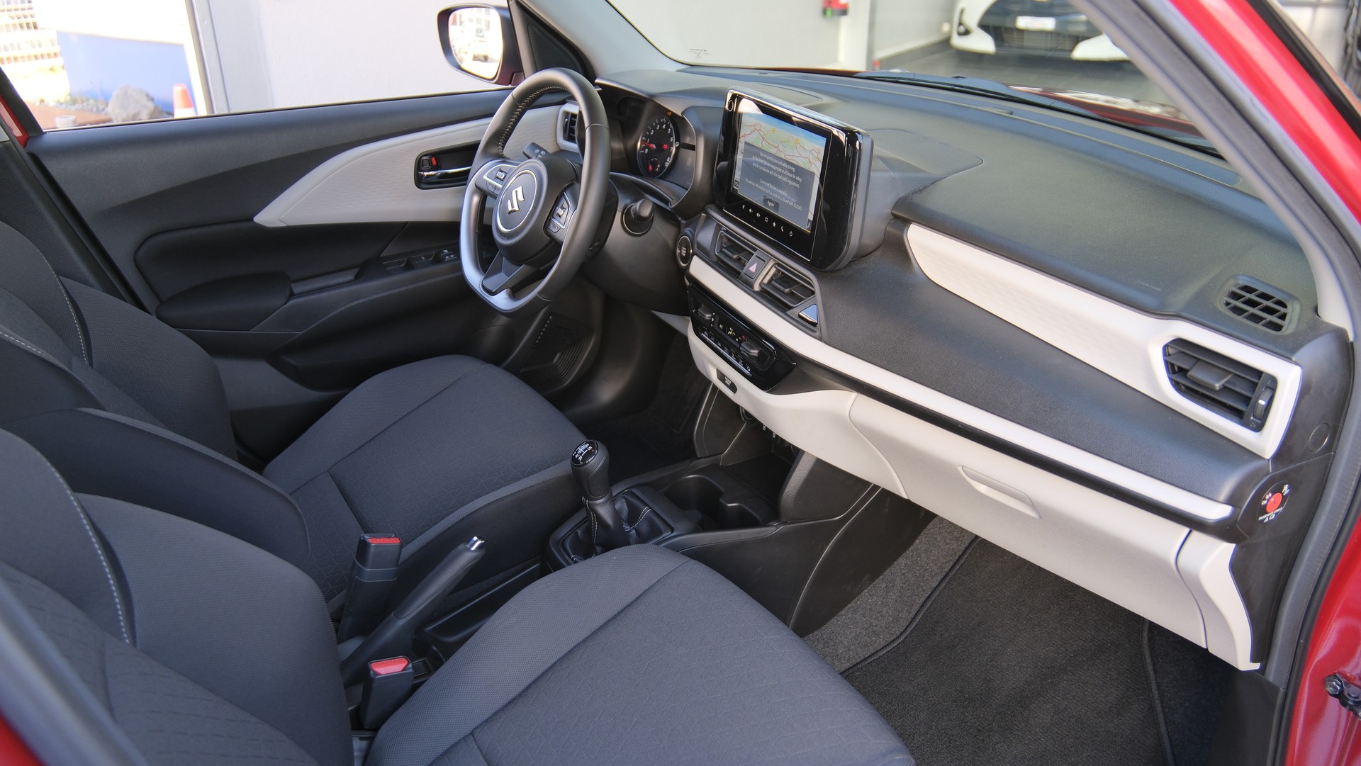 SUZUKI Swift 1.2 Compact+ Hybrid 4x4-image-12